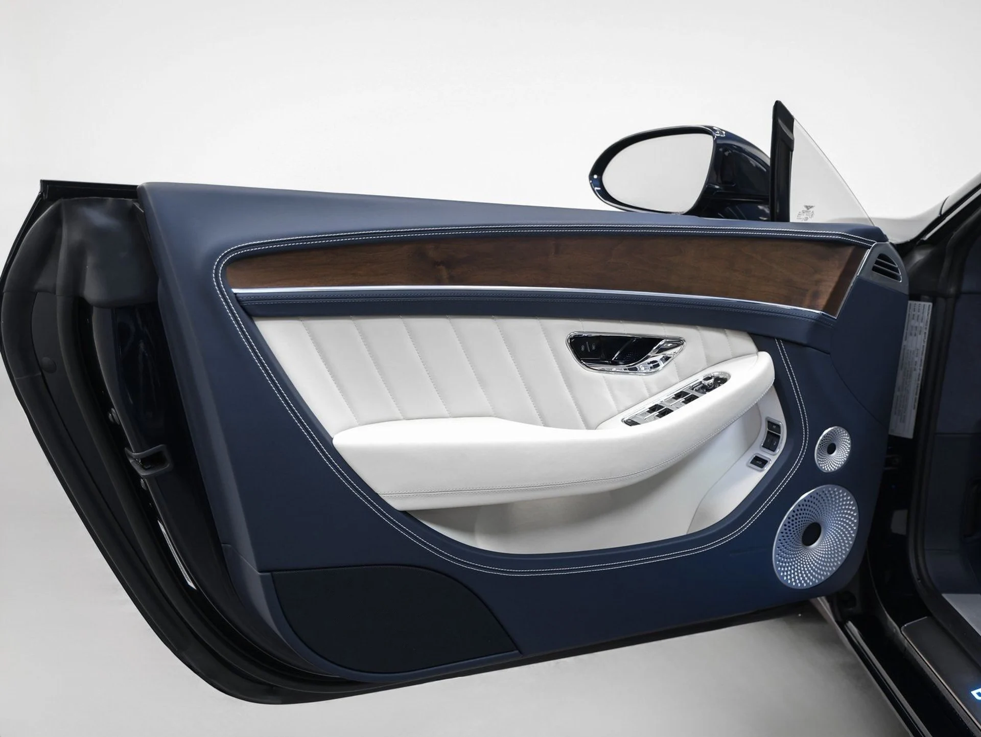 mph060_3593849426_61_78e1fe7cac