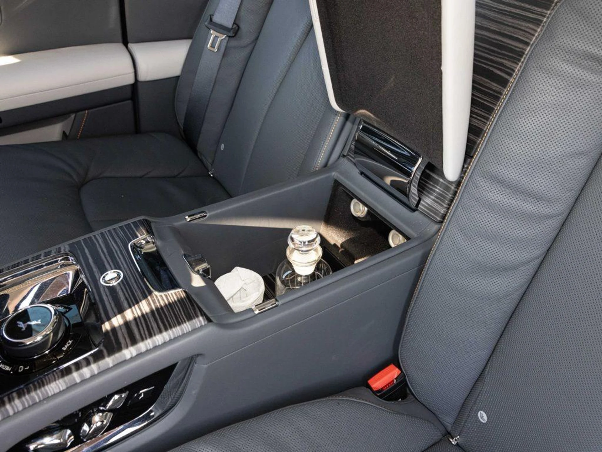 mph060_3595176917_499801363_69a752f3cb60012ee7110d2e_9b77b58b7f