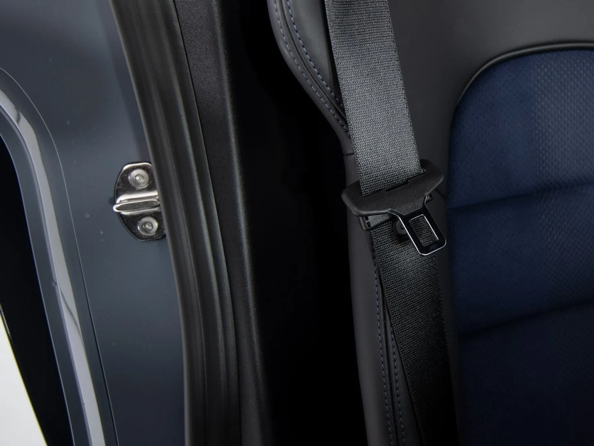 mph060_3615028829_c1b4f757d7dd32f3054297cc7a0be5b6x_0605a25853