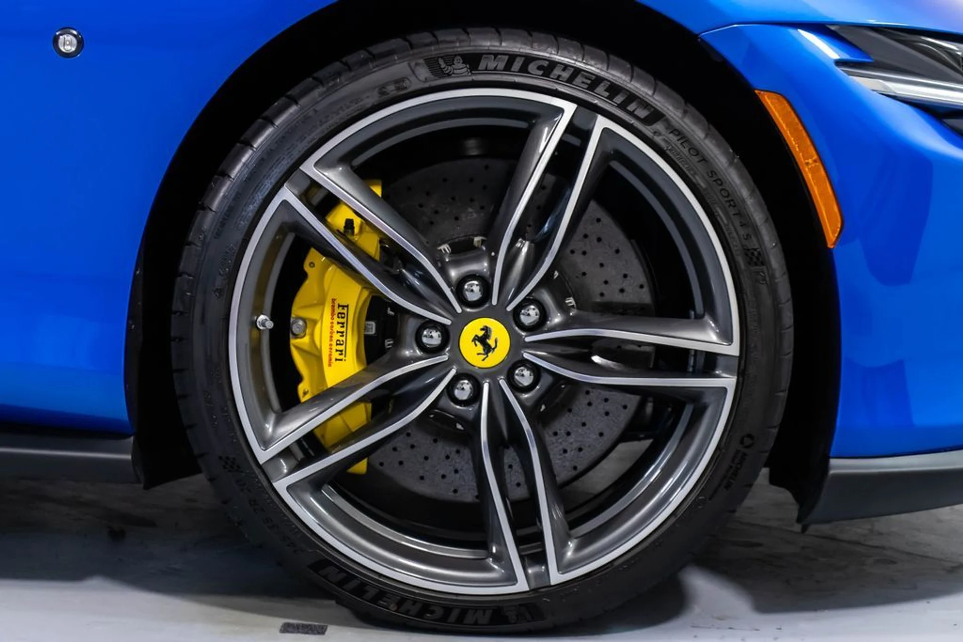 mph060_3619839414_8e2da204b91de2643f5f310639404248x_5da9faa2d5