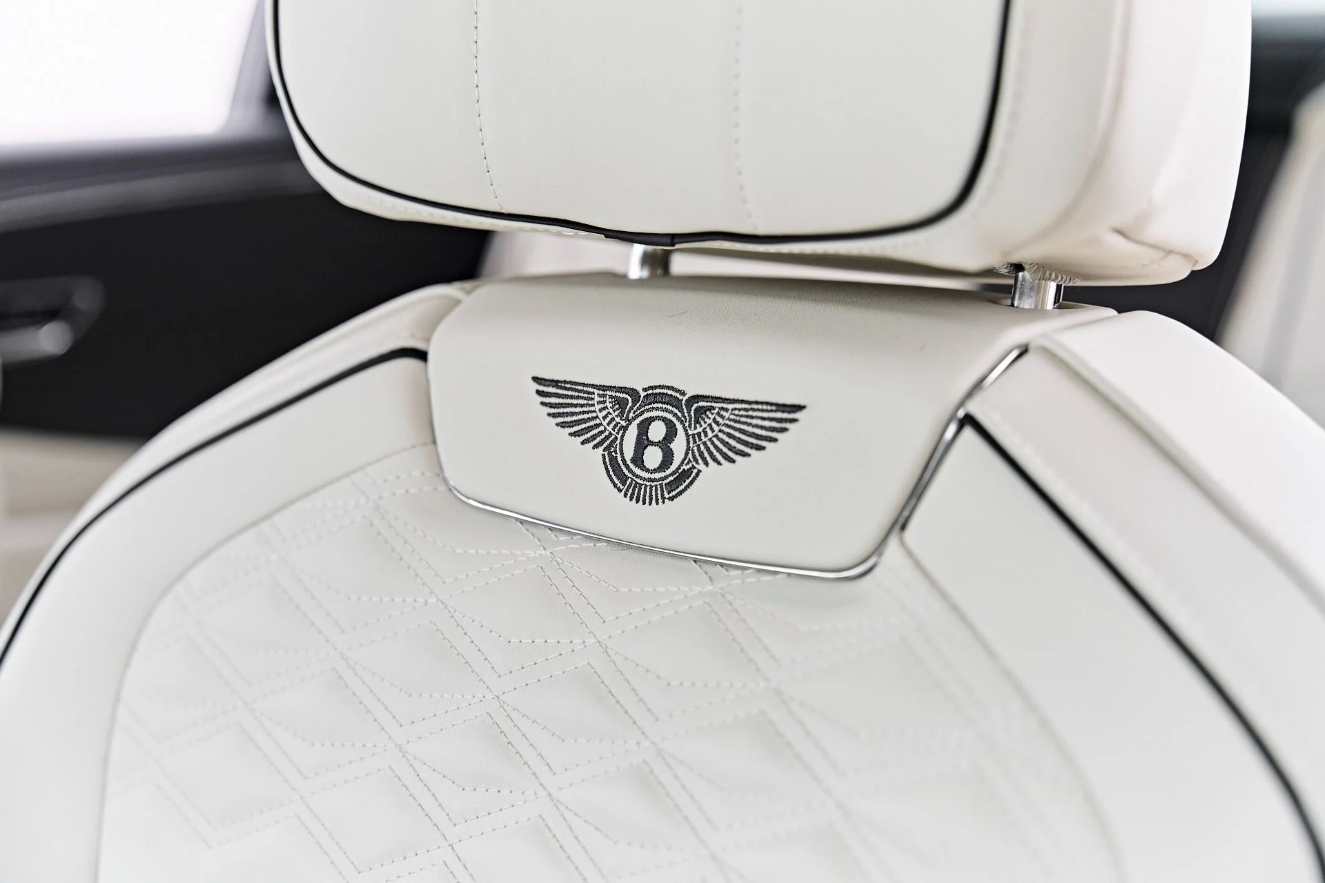 mph060_3623994087_Used_2025_Bentley_Flying_Spur_Speed_1786412267_d51ebc0751
