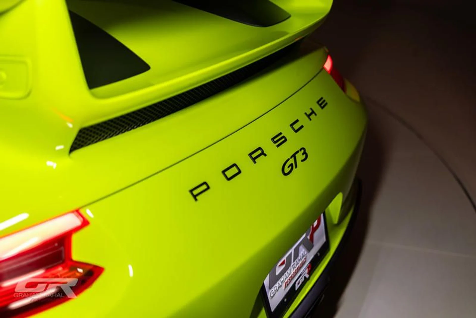 mph060_364921469_57633_E34_ADBB_4926_9_EB_2_53_E5_DE_6136_F7_686a5498ad