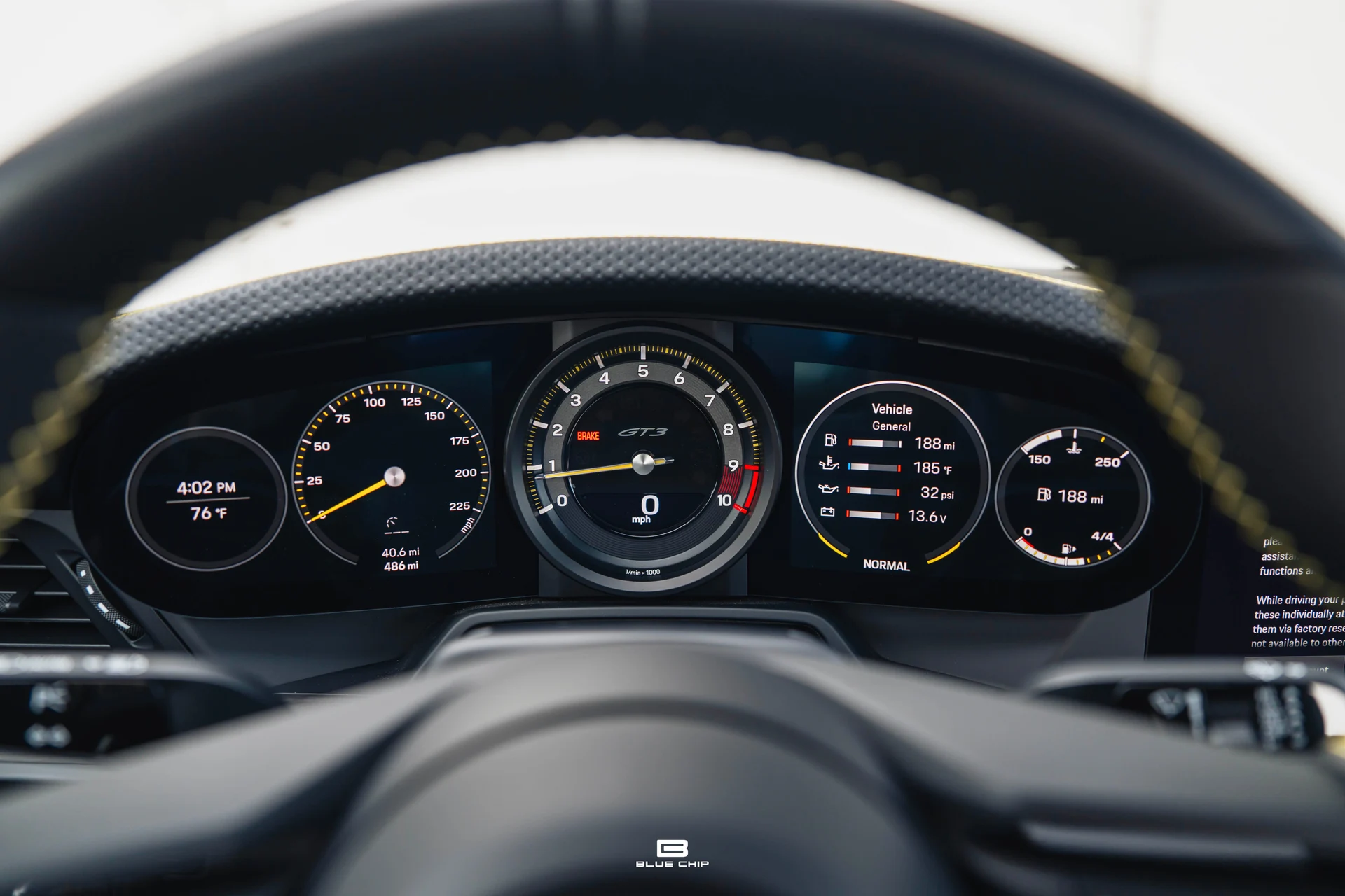 mph060_3697236893_68ade3b82321056e64dd8410_DSC_05557_254565f87e