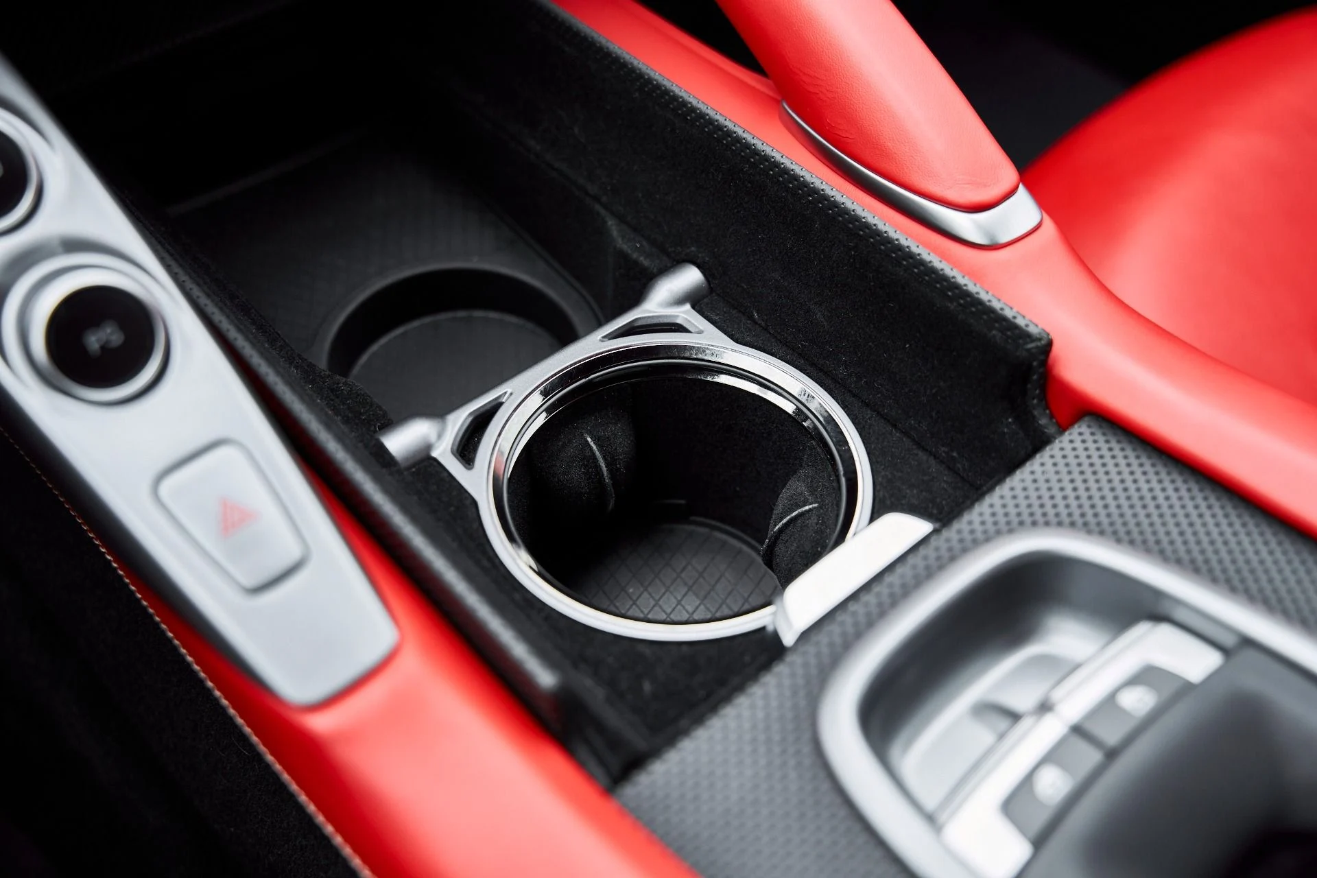 mph060_3725311029_Used_2020_Ferrari_GTC_4_Lusso_T_1766785967_3e326821ad