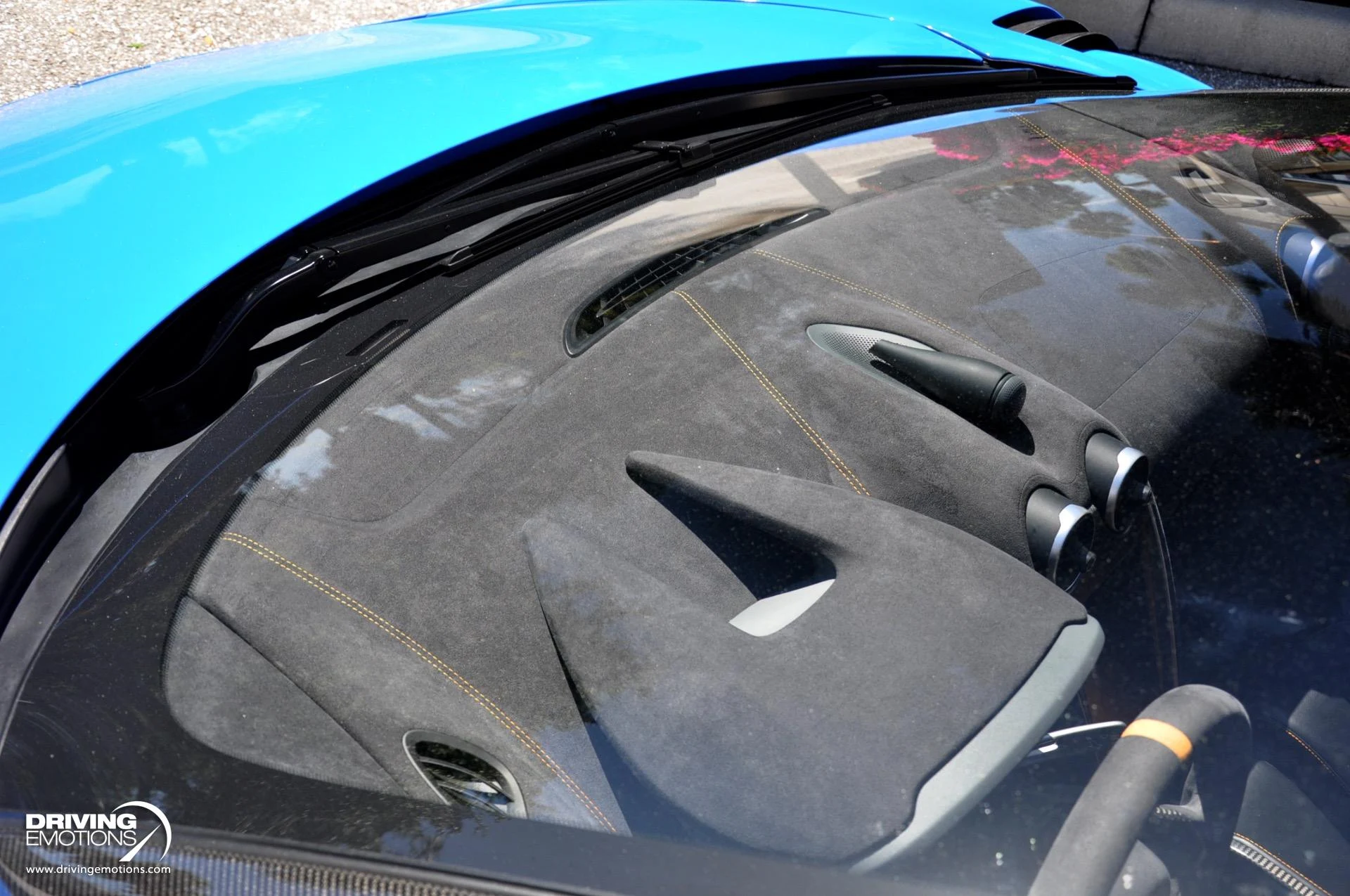 mph060_3731386282_836_p61_l_d9a5b7b041