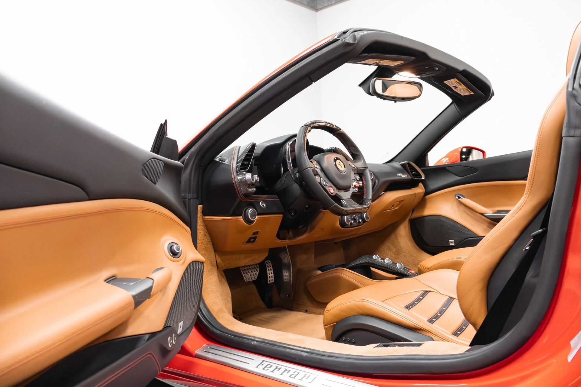 mph060_3771870101_Used_2016_Ferrari_488_Spider_Base_1761761297_217c996554