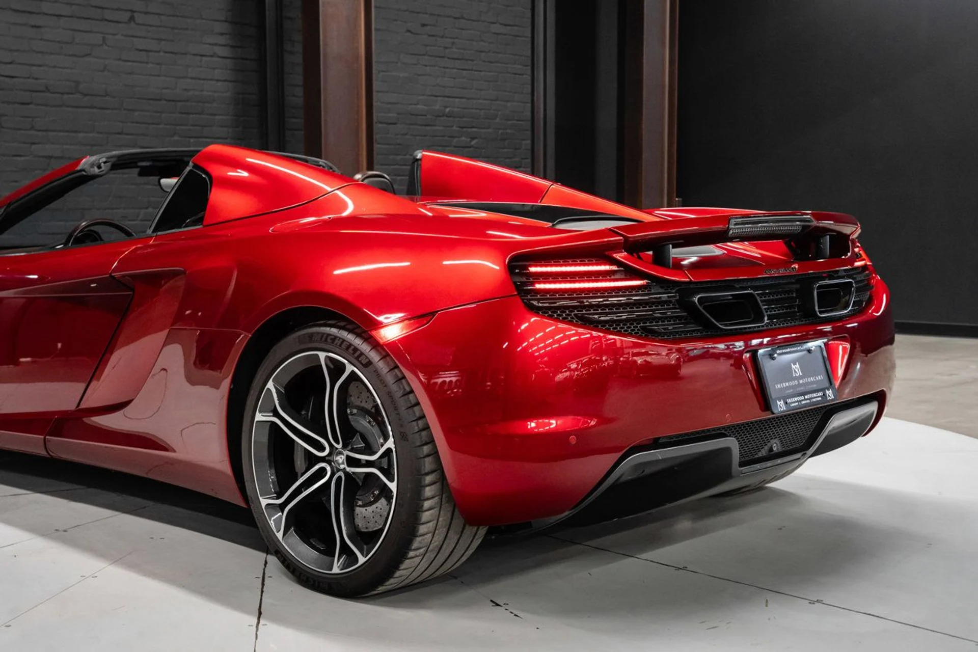 mph060_3846149905_mclaren_mp4_12c_2014_057f18b5ba