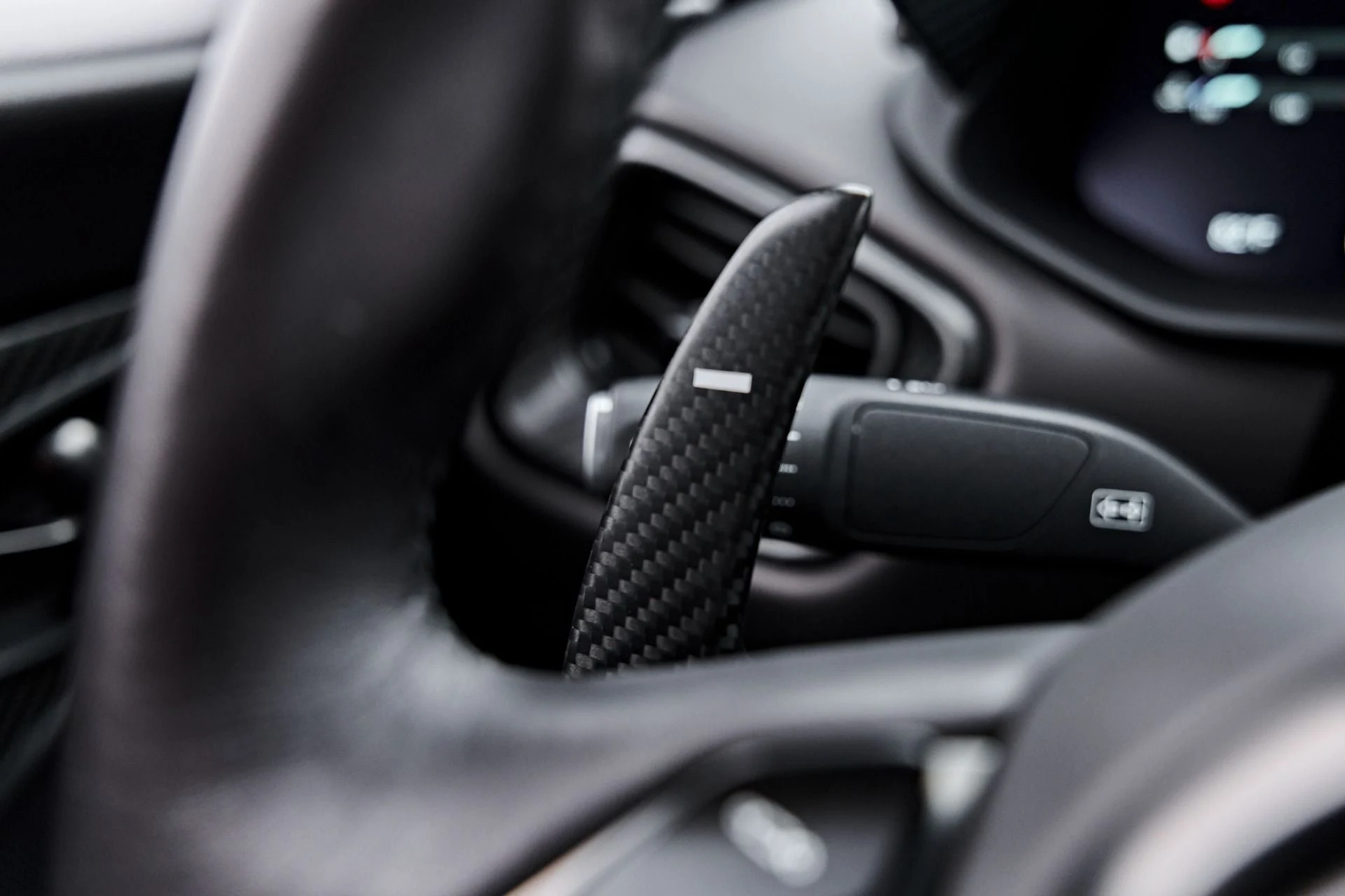 mph060_3846538173_Used_2019_Aston_Martin_DBS_Superleggera_1791337520_b863355095