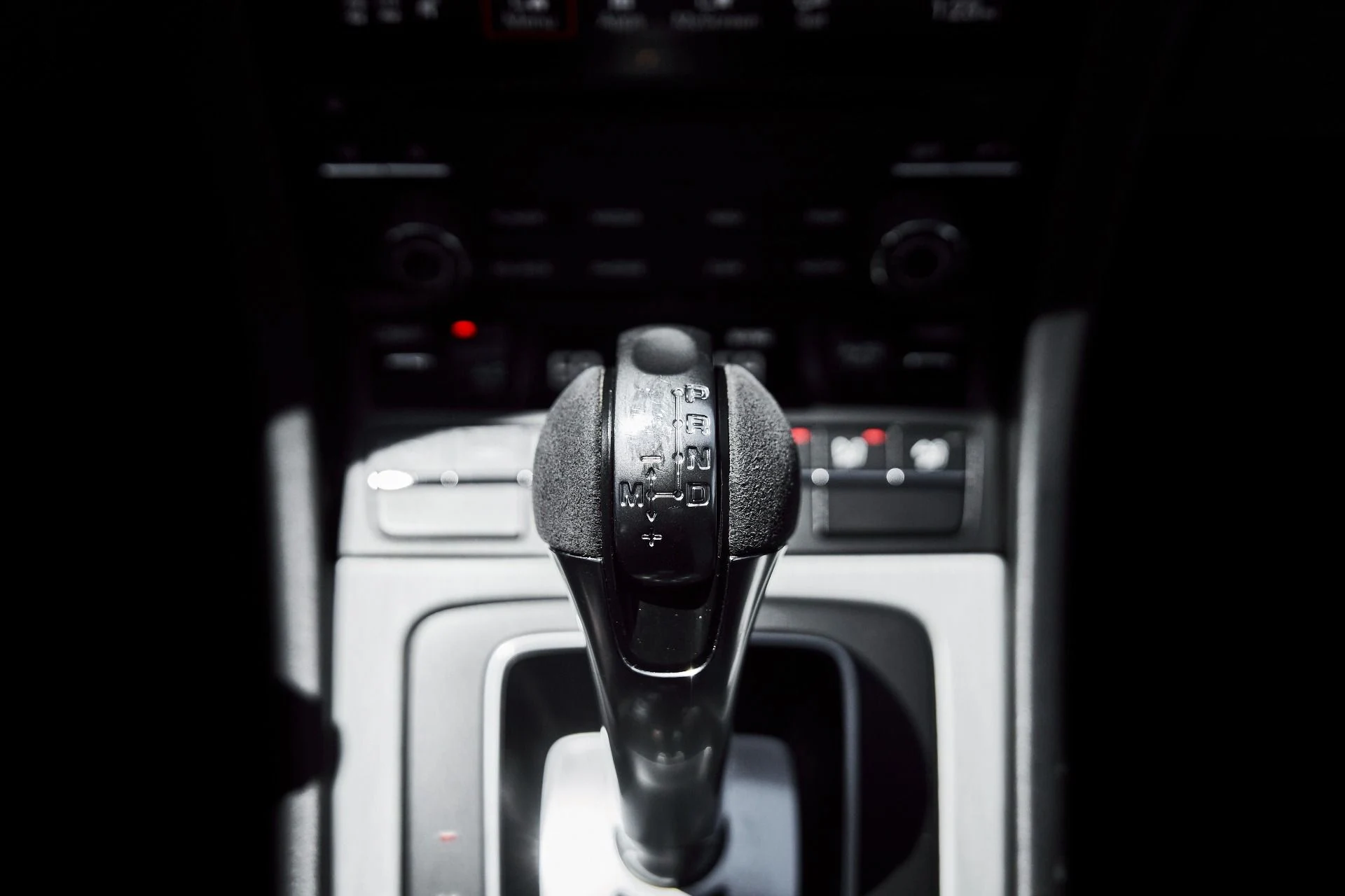 mph060_3910262758_Used_2018_Porsche_911_GT_3_1777749630_a10206343a