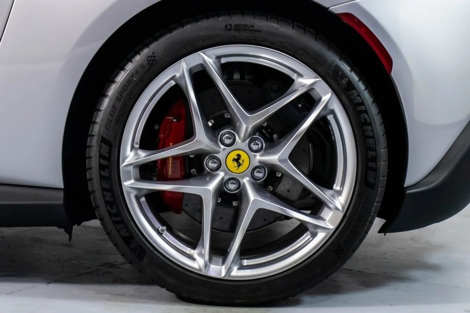 mph060_3942400382_c06fd478c1a40bc9018ee887d37c27f0x_4db5ae03c5