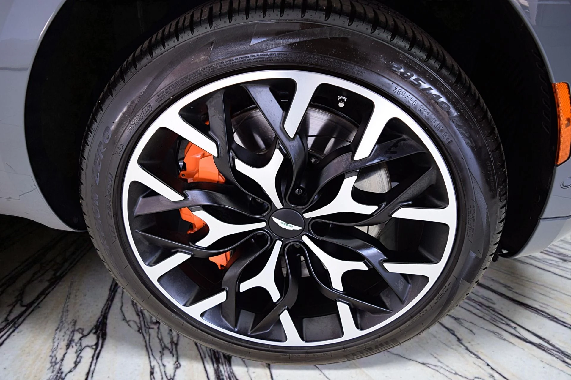 mph060_3955621518_Used_2022_Aston_Martin_DBX_b80c3ecb14