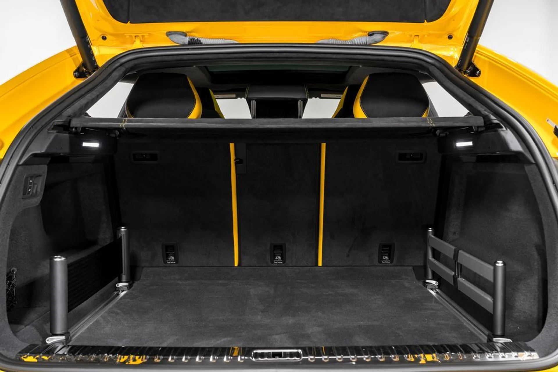 mph060_3982710288_2ce0ad429eb23156413bca63760412efx_be1c1eb042