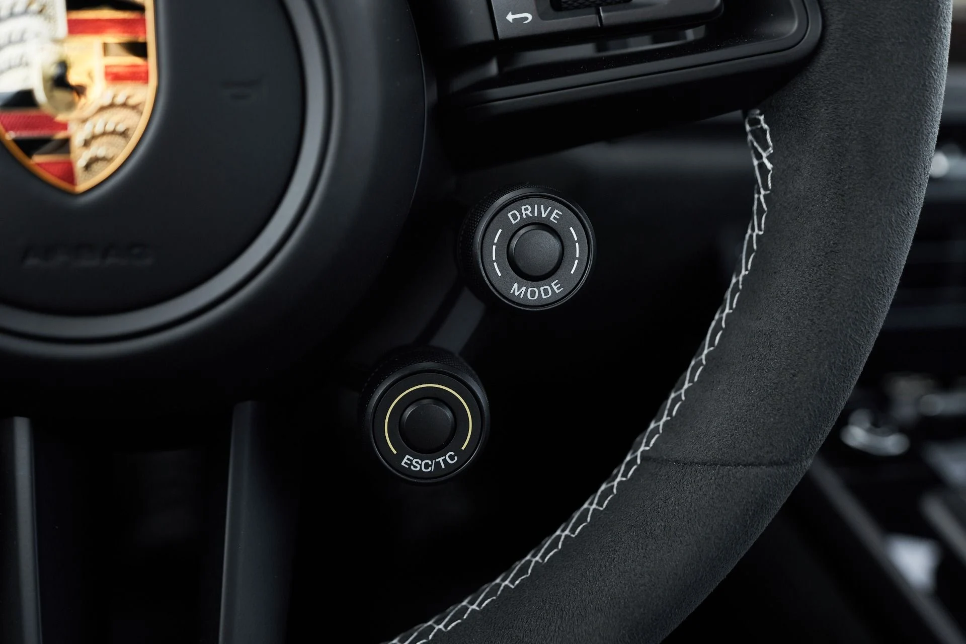 mph060_3985178111_Used_2025_Porsche_911_GT_3_RS_1762914521_c25a198565