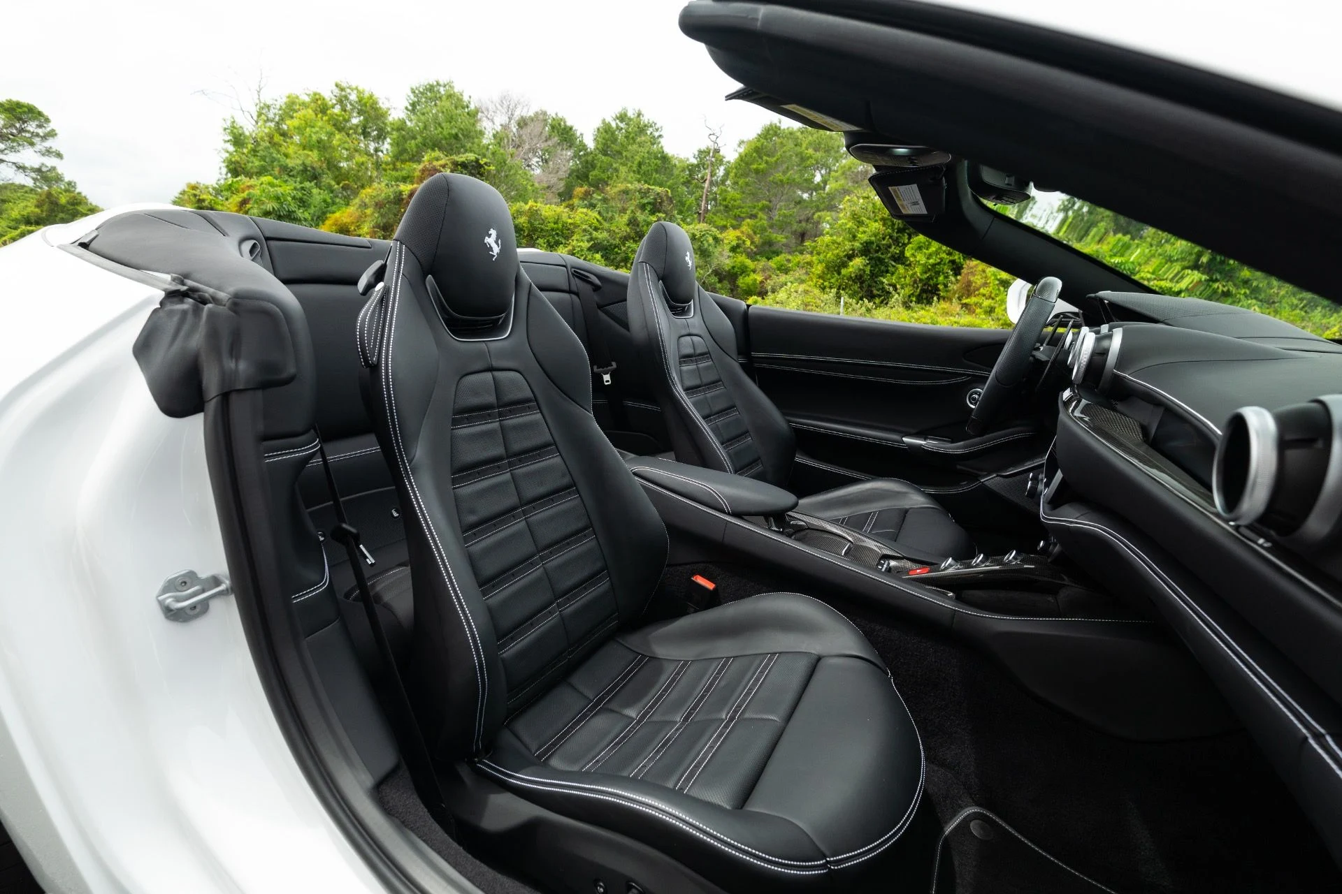 mph060_4007430839_Used_2023_Ferrari_Portofino_M_1775657761_0327a153a3