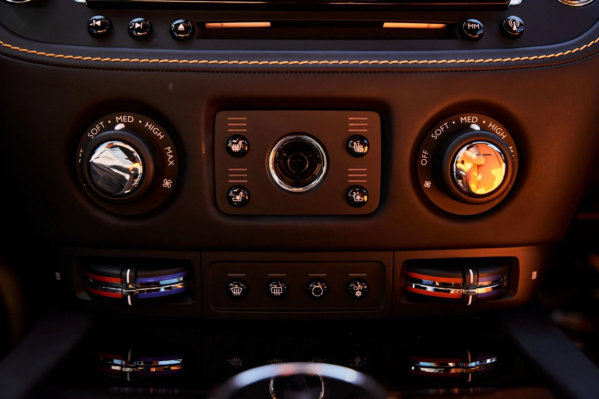 mph060_4033433562_Used_2020_Rolls_Royce_Wraith_Base_1776302663_64341824b4