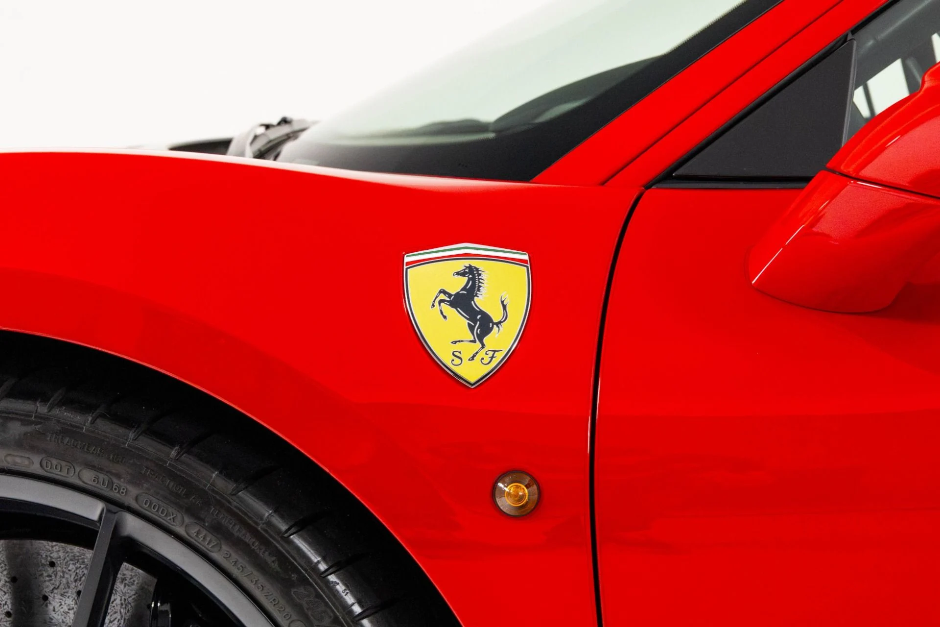 mph060_4041982744_Used_2019_Ferrari_488_Pista_1761352057_3fc23618a4