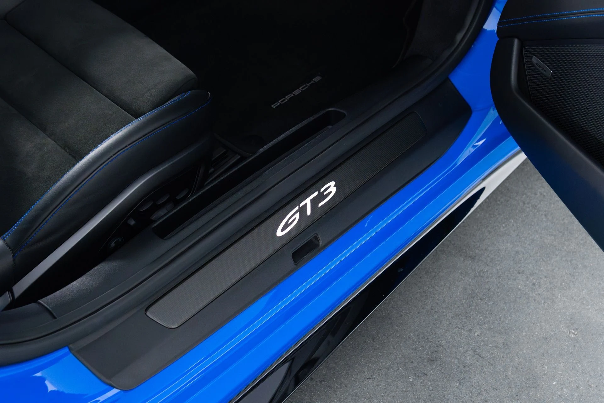 mph060_404484323_Used_2023_Porsche_911_GT_3_1781936511_d727186682