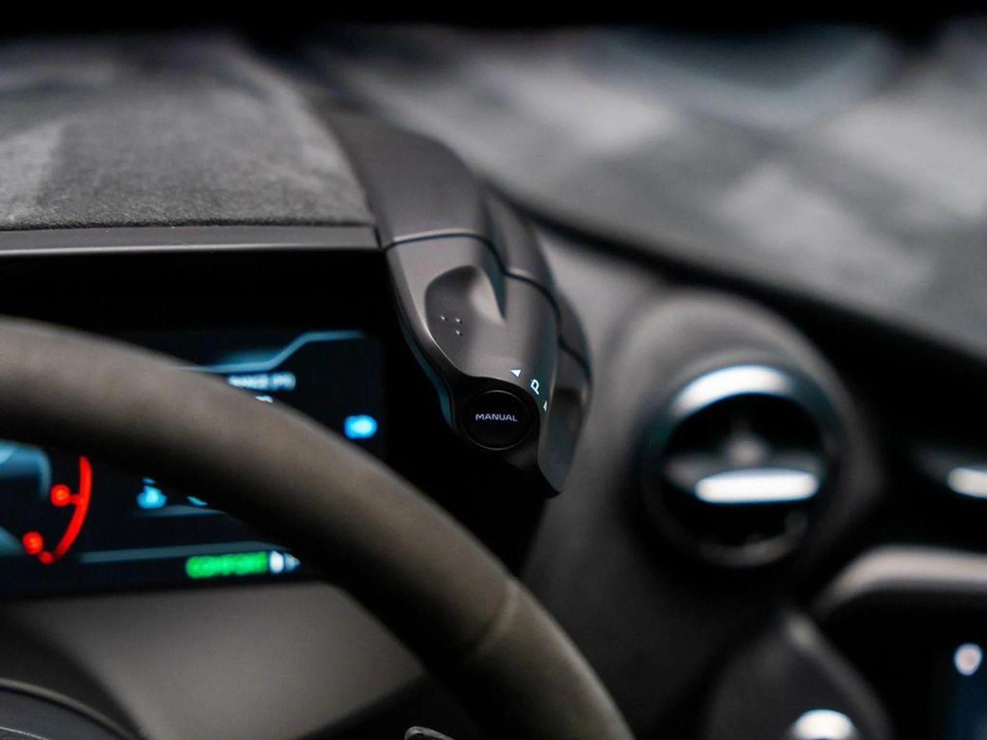 mph060_4047522978_a_WW_16_Ltfn_R_Cd5r4cn_C_Rx6_EVA_Tu_E_6b4e44d4e2