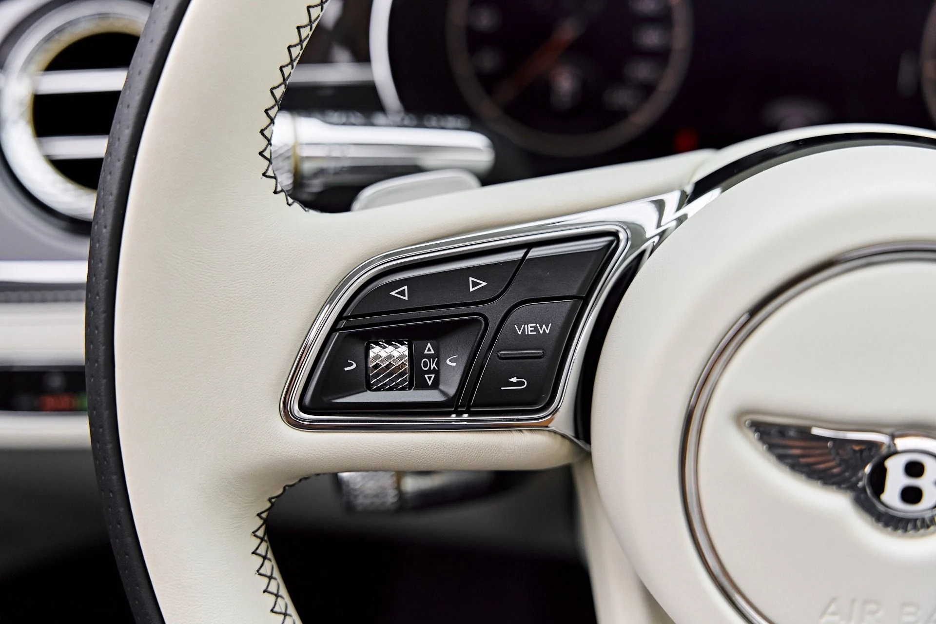 mph060_4084068358_Used_2022_Bentley_Flying_Spur_W12_1786226250_56b5cd4b98