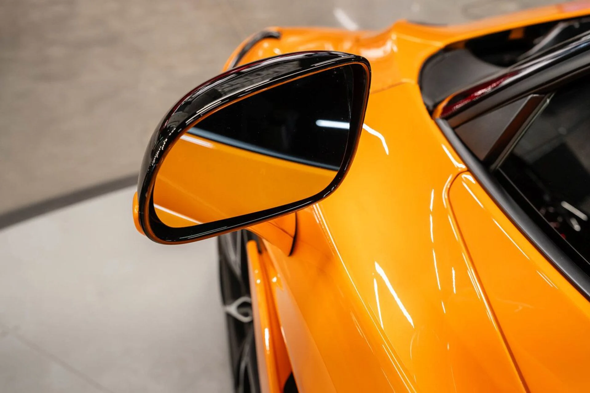 mph060_4103571199_mclaren_765lt_2021_06f25b3ce0