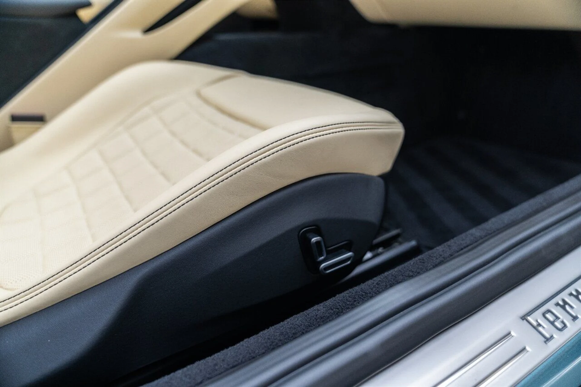 mph060_4118724972_4bf0d8dead_1280_60685dc6b4