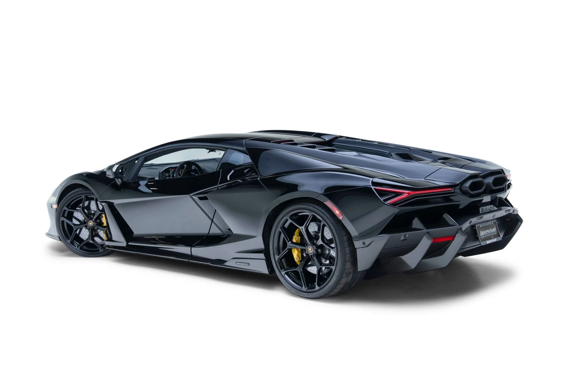 mph060_4169781533_Used_2025_Lamborghini_Revuelto_1779986667_f801dba1c0