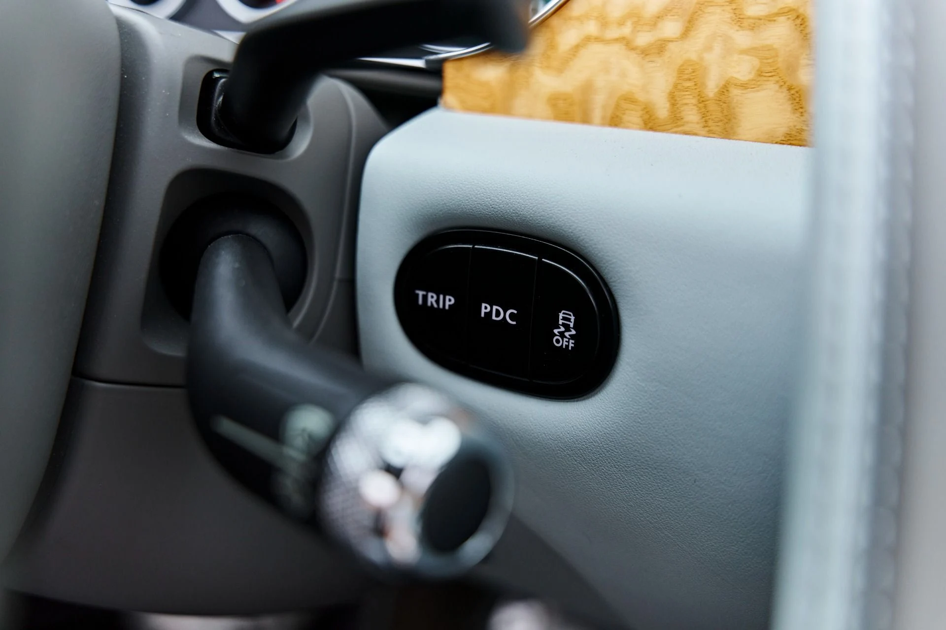 mph060_4201857421_Used_2014_Bentley_Continental_GTC_Base_1786670728_43565b552b