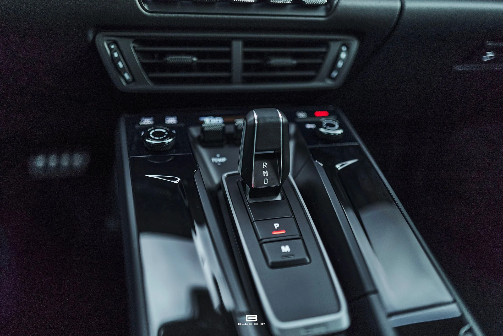 mph060_4201984571_69b180c618383e276651cf1a_L1190245_d71f7ee757