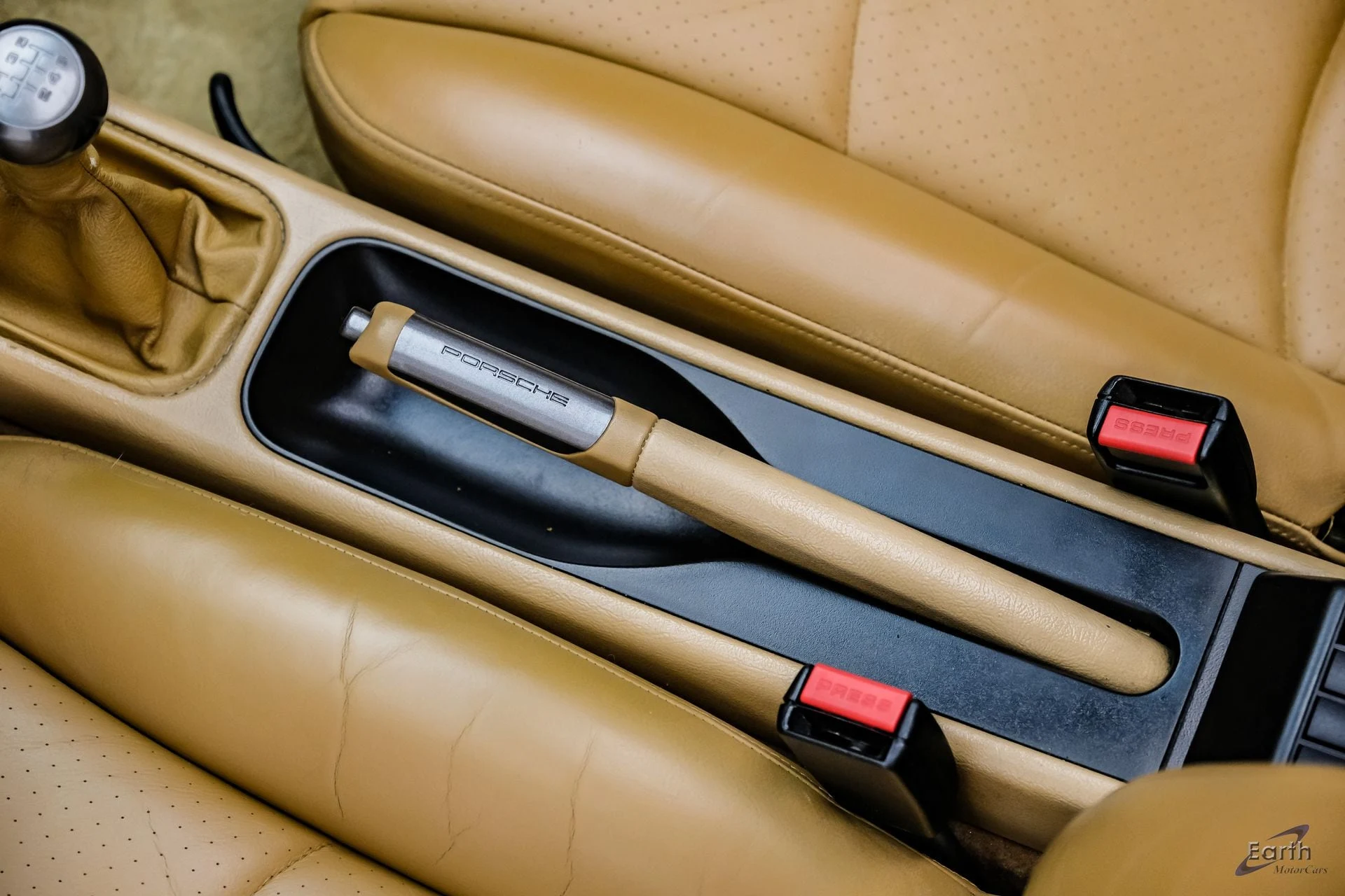 mph060_4216965768_2498a46c93e40fb375d9491fe8035f19x_d972937ff2