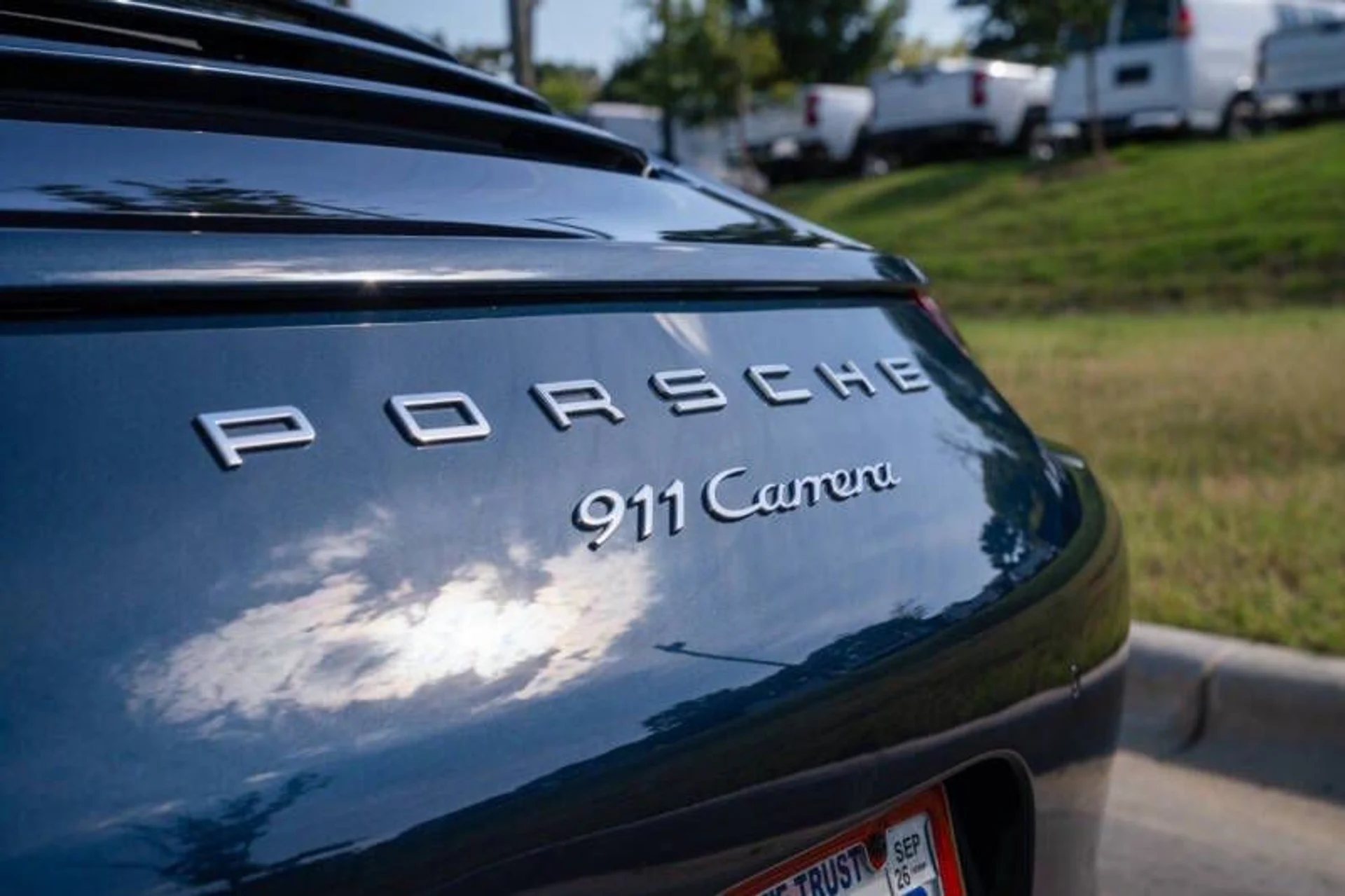 mph060_4287451652_2013_porsche_911_carrera_2dr_coupe_cb0d483991