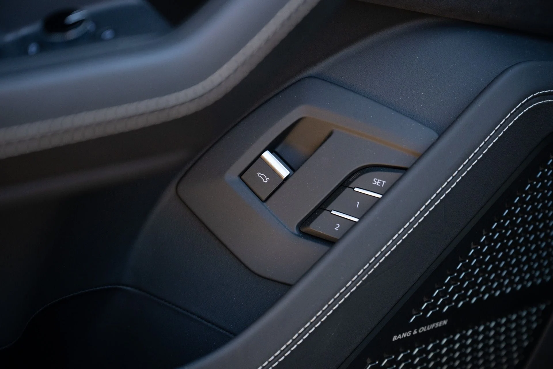 mph060_48095555_Used_2024_Lamborghini_URUS_S_1771273355_ef137c6a25