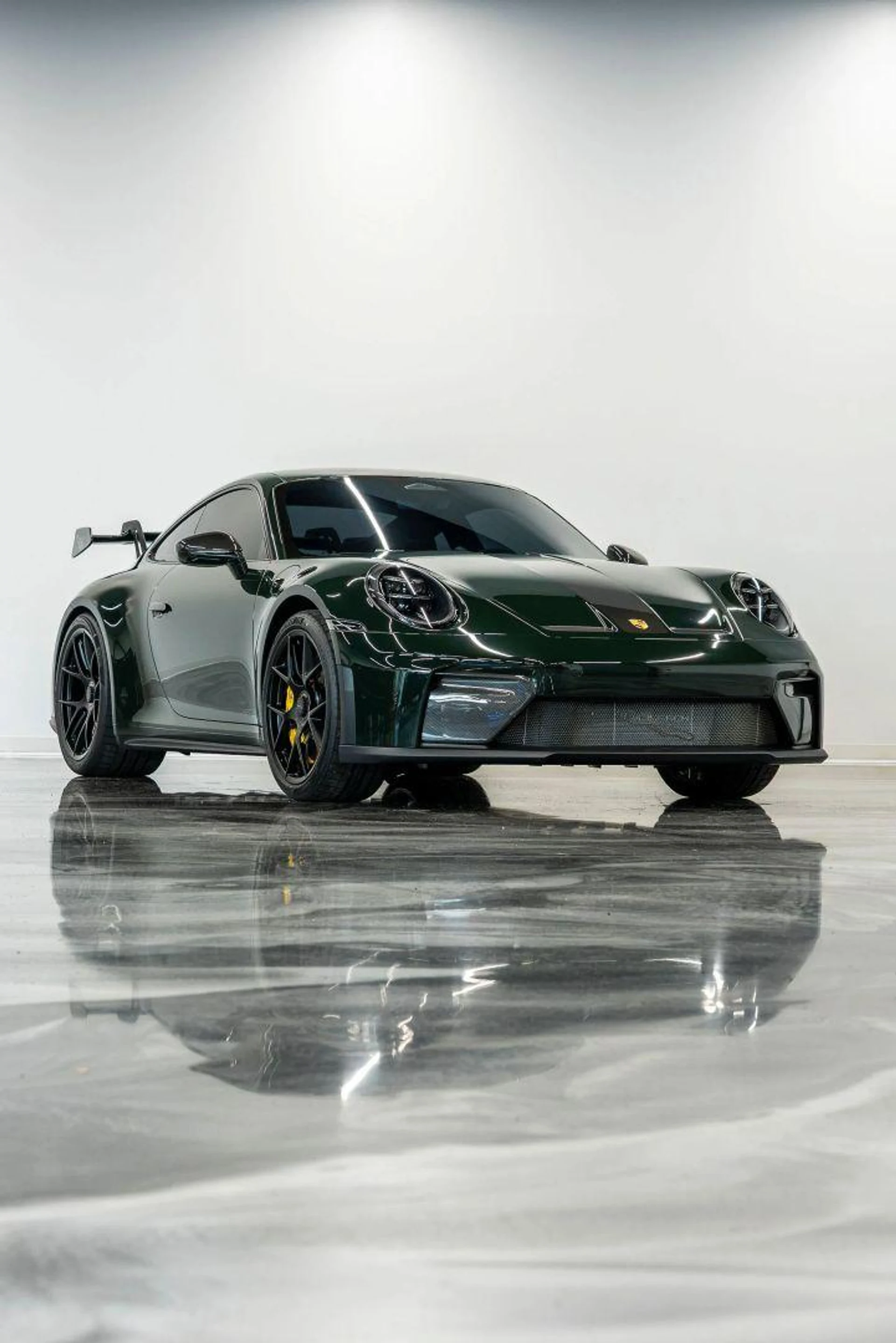 mph060_498539794_Used_2026_Porsche_911_GT_3_Coupe_2_D_1787786304_846ed759df