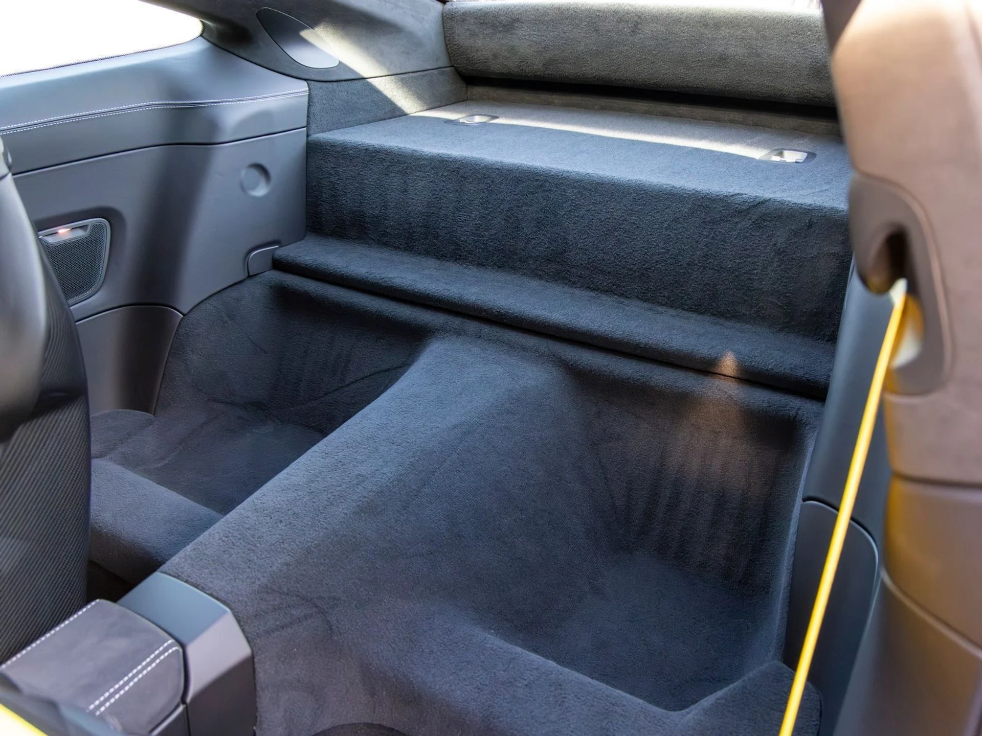 mph060_505059657_61_2c879637f0