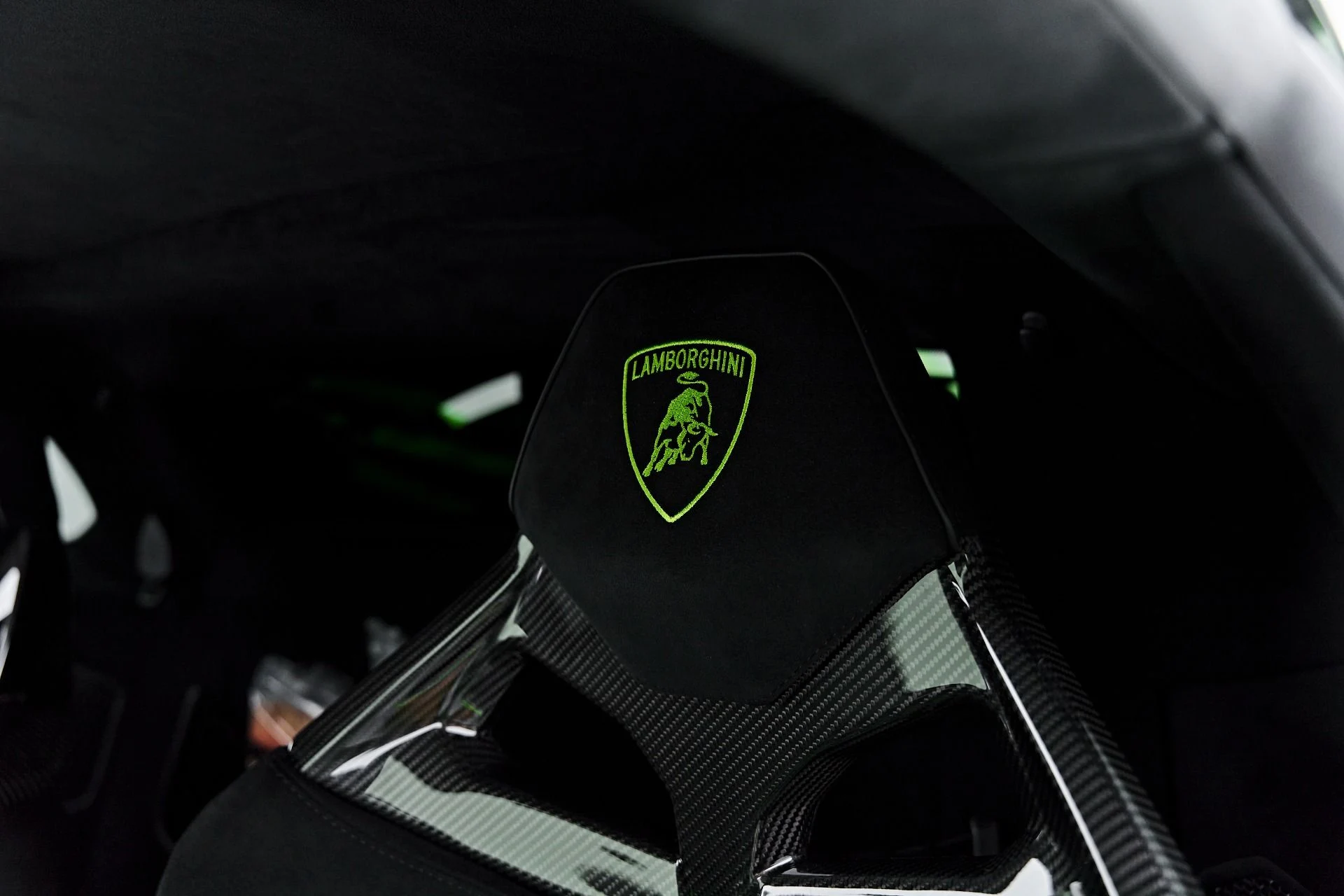 mph060_526110791_Used_2024_Lamborghini_Huracan_STO_Base_1791998290_18cb30c529