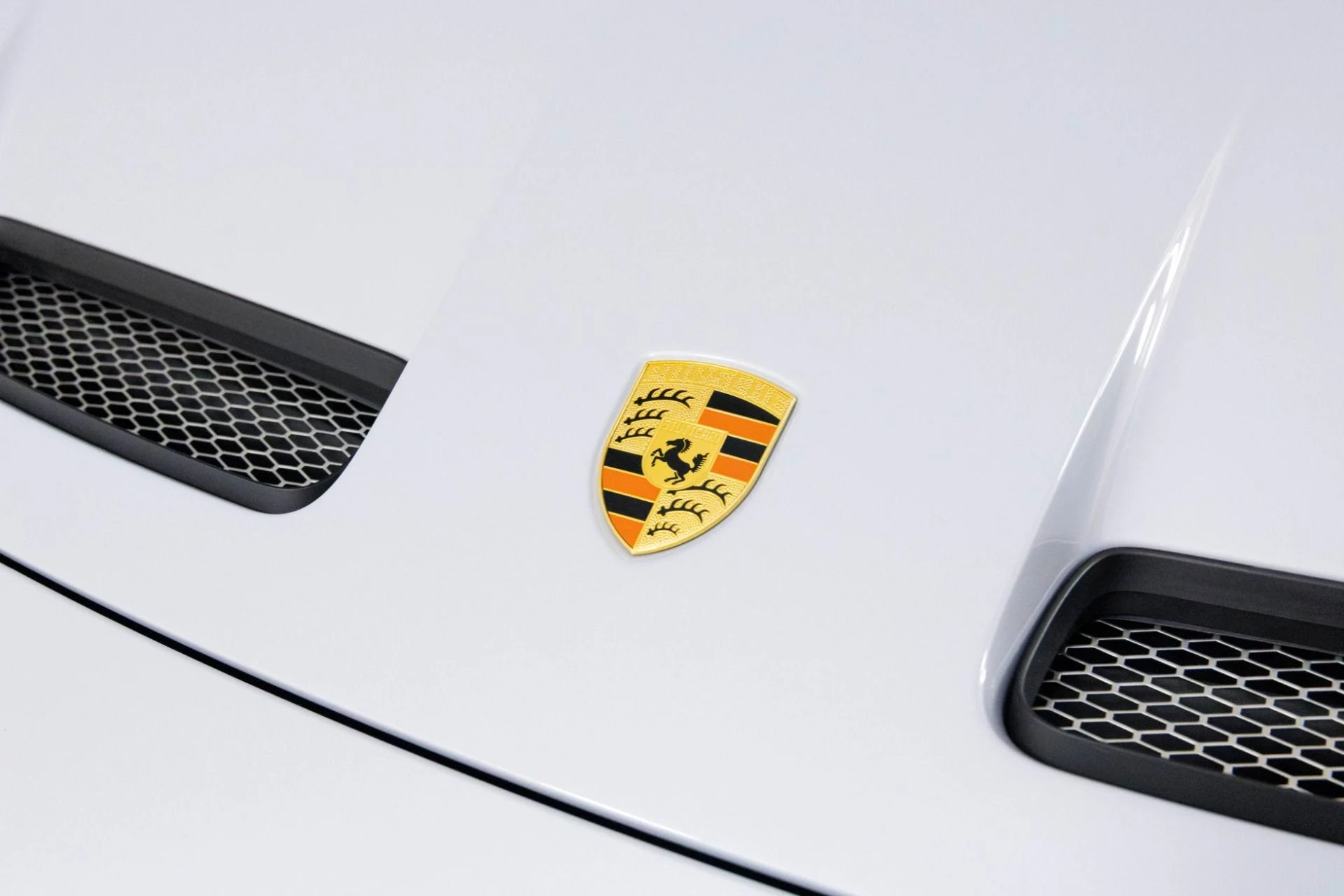 mph060_551935667_Used_2024_Porsche_911_ST_1762299753_b2e94ba295