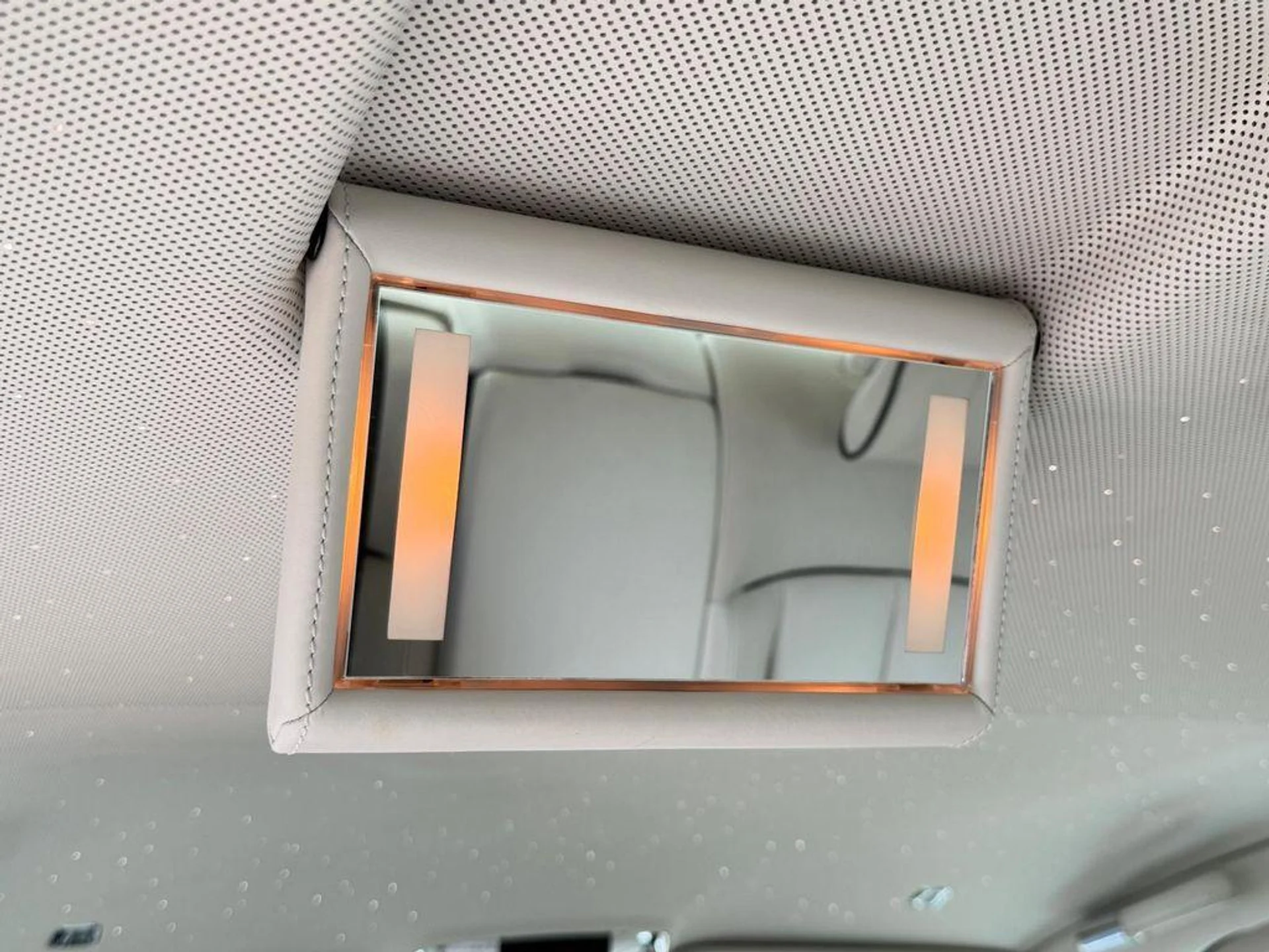 mph060_56309921_MBB_Vw5w_Yo_O3_L4j21t3s_Vk_QR_9t_WE_a3e1ac5b62