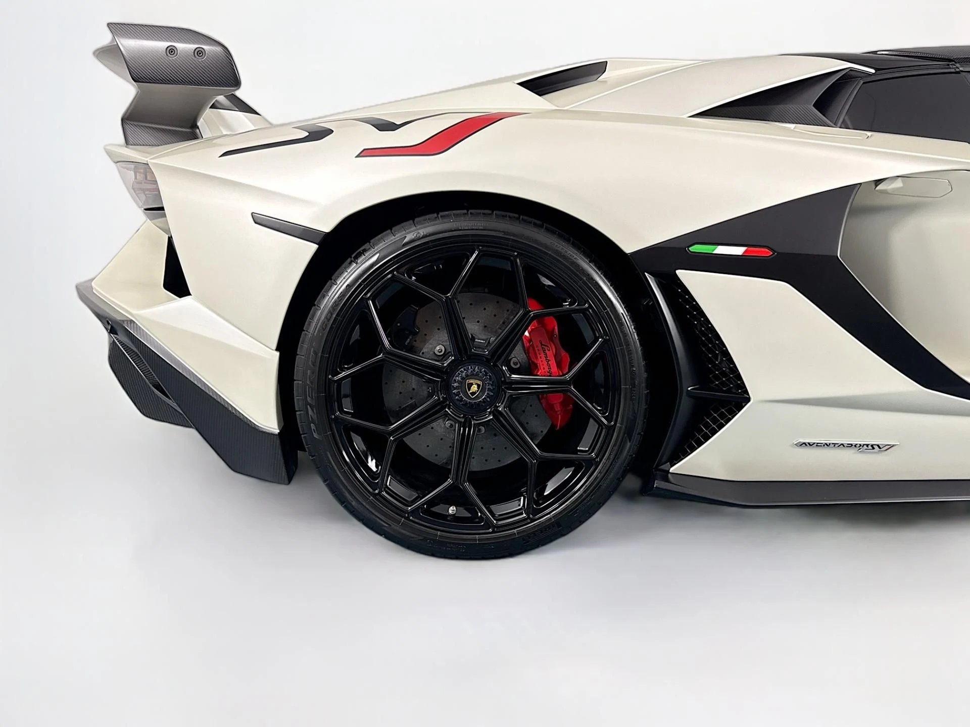 mph060_570507495_Used_2020_Lamborghini_Aventador_LP_770_4_SVJ_Roadster_1785777176_4601dae159