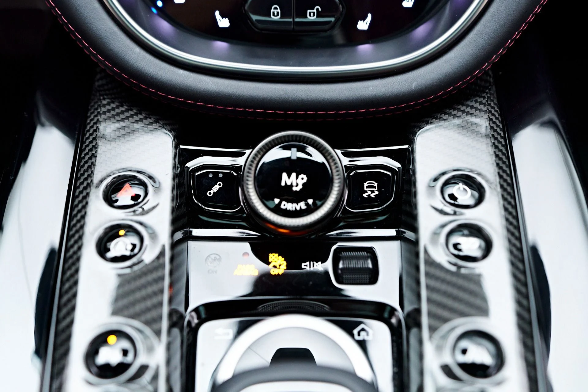 mph060_584497952_Used_2023_Aston_Martin_DBX_707_1731378416_64ddb29d3b