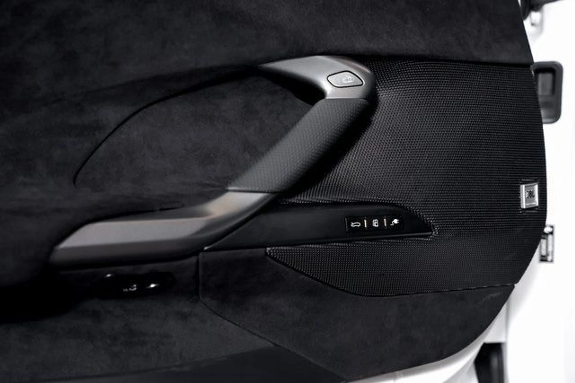 mph060_599313453_0d092161f5e3759ff4866f24a6af4685x_172fb7510d