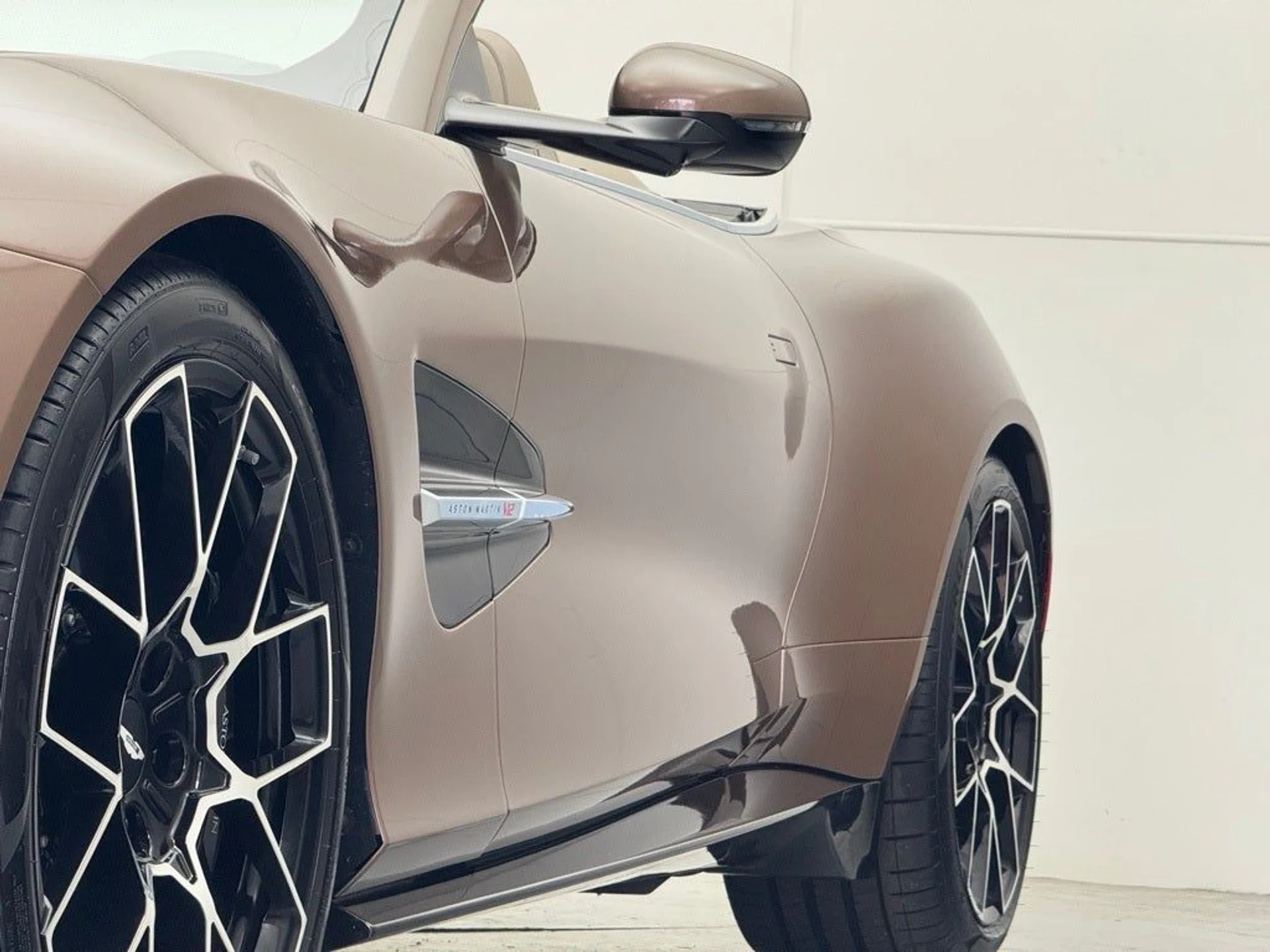 mph060_652770787_61_db2f68cfcf