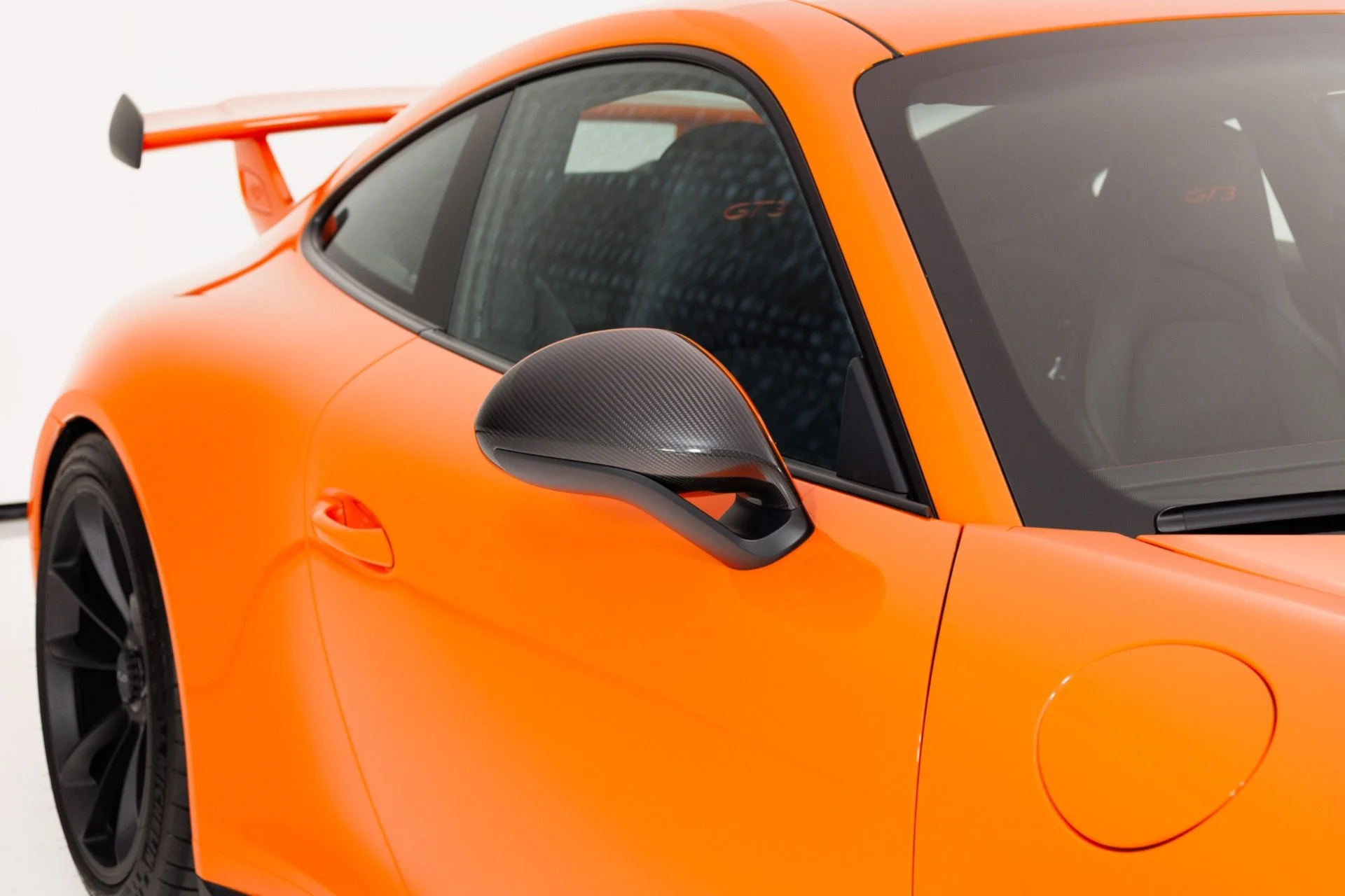 mph060_65993460_Used_2018_Porsche_911_GT_3_1785880195_c0d5faa0b1