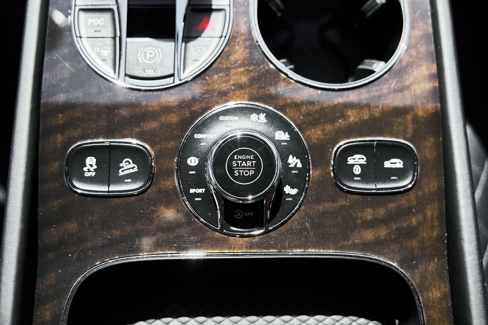 mph060_671464072_Used_2017_Bentley_Bentayga_W12_1781373160_57f8a9ae6d