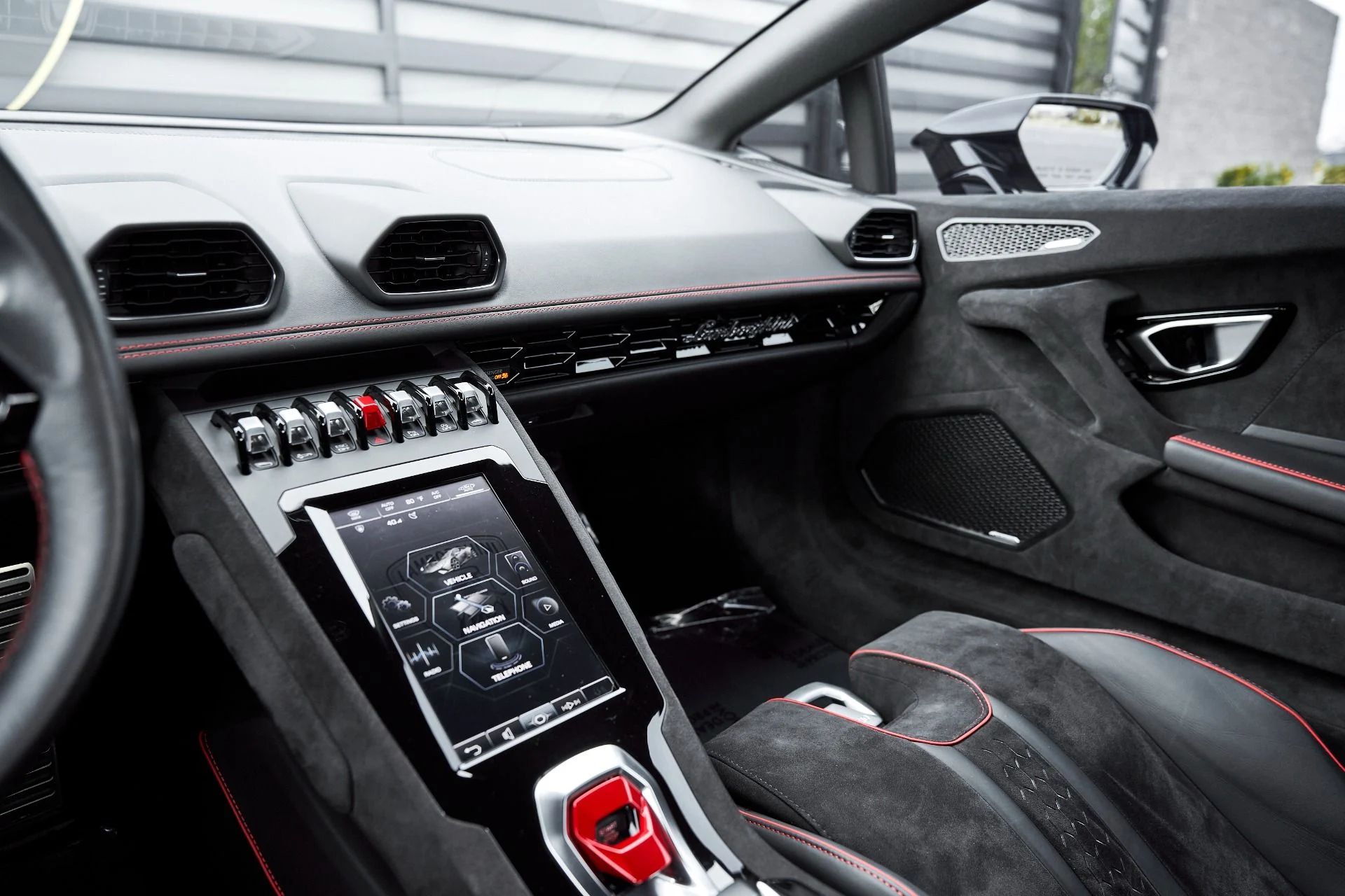 mph060_695030258_Used_2023_Lamborghini_Huracan_Tecnica_Base_1766269106_f800331c38