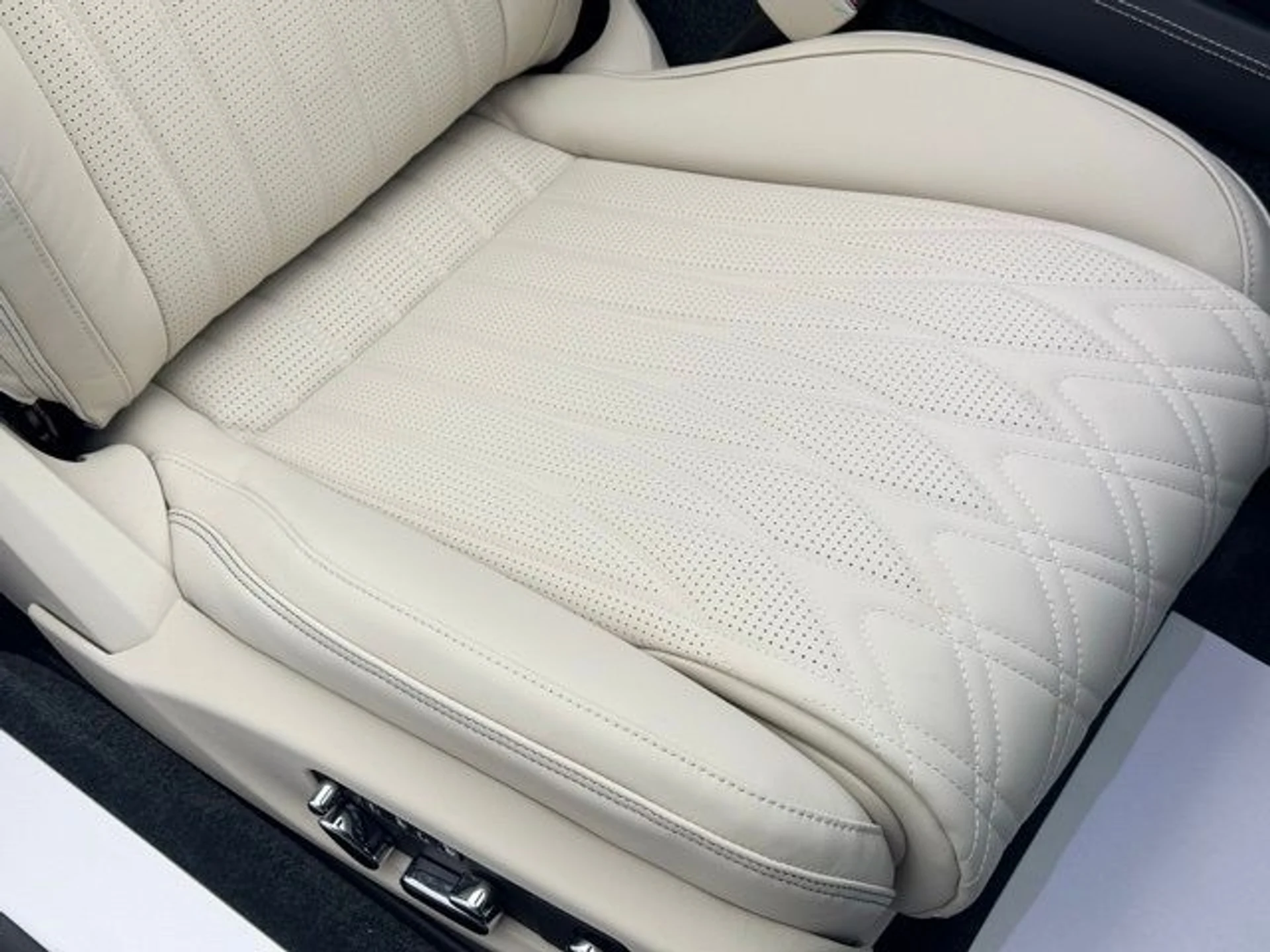 mph060_696779861_k2mbl41bzpmmz8p6qizvjsi5g40c_026a36db49