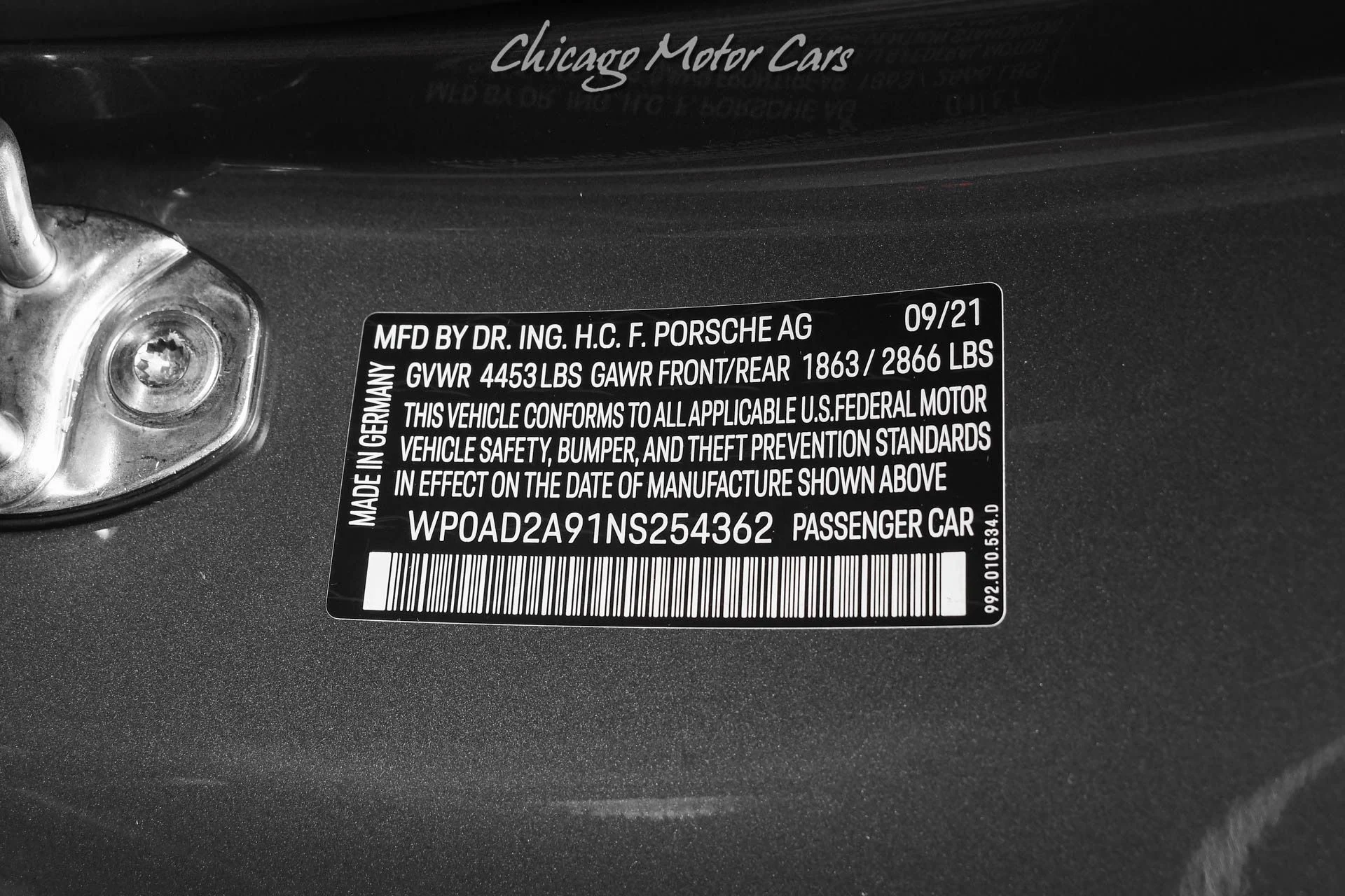 mph060_70289819_12811_p61_l_ad6a83052c