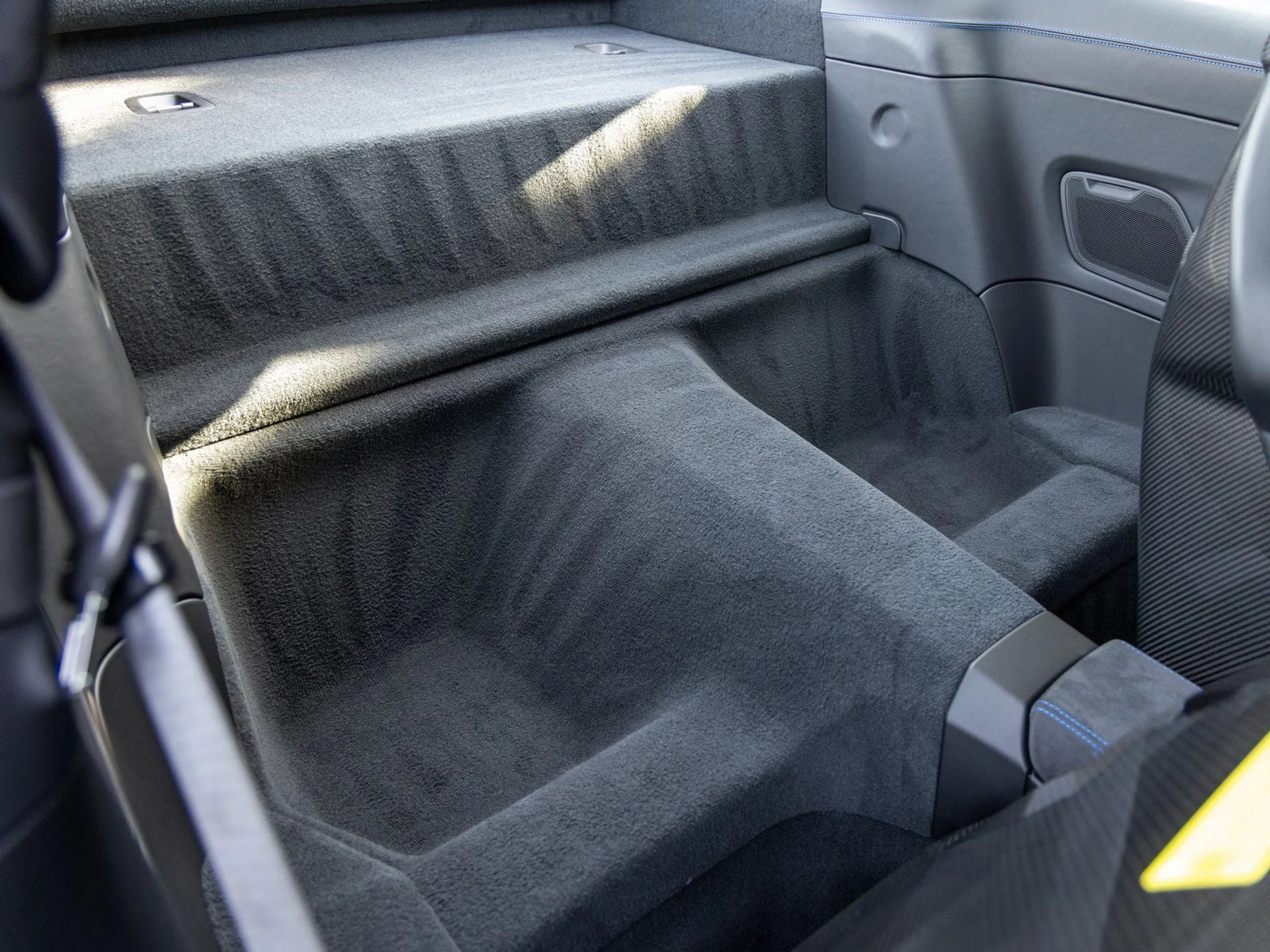 mph060_70787624_61_3087e4a68a