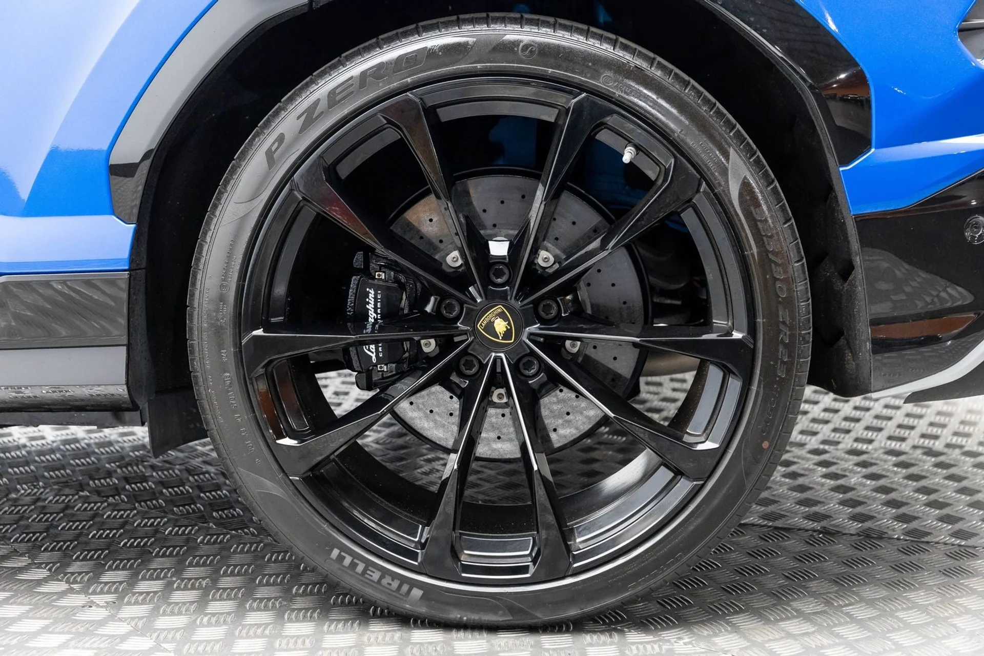 mph060_721398861_61_00c5544ecb