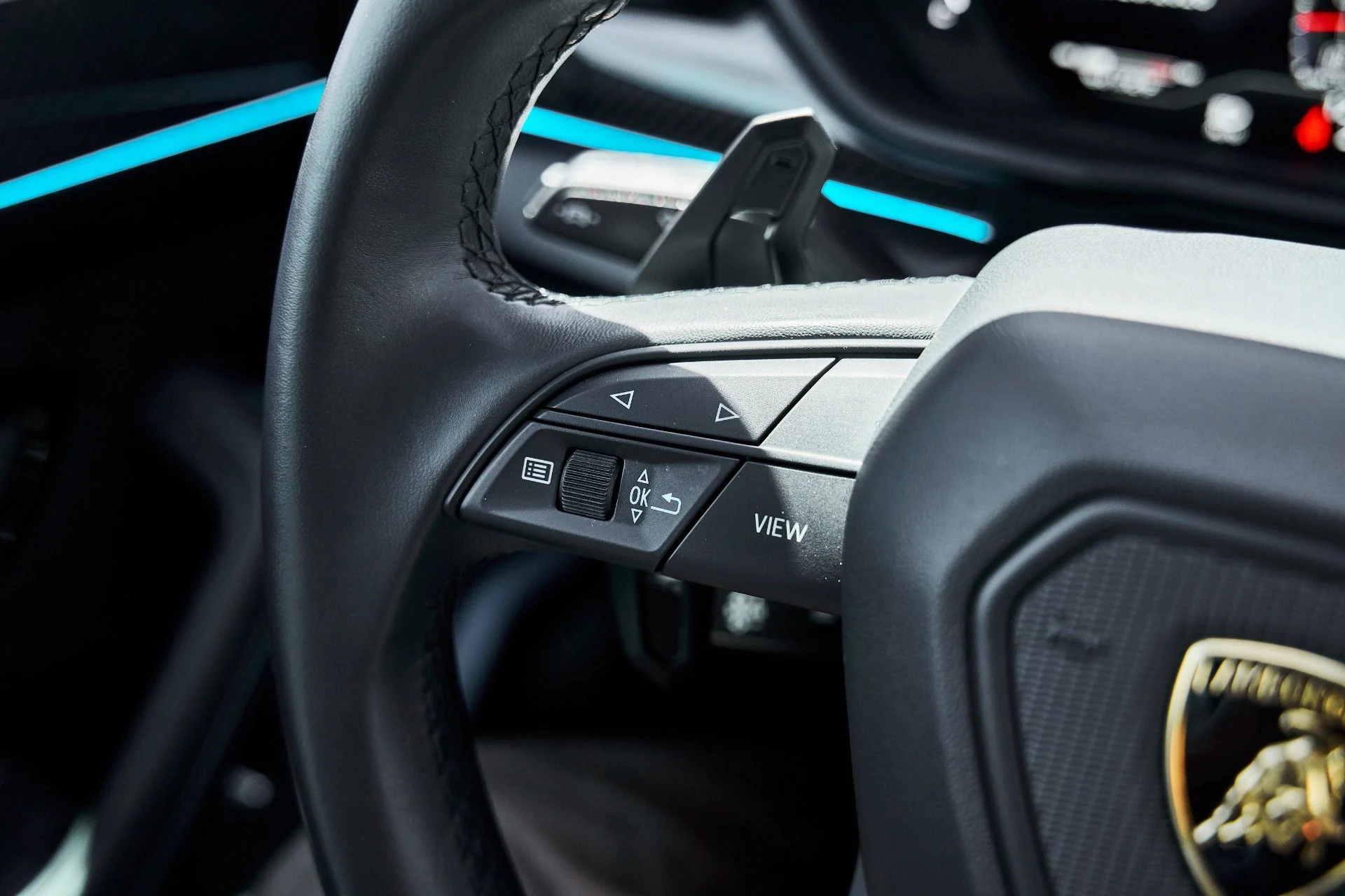 mph060_737171434_Used_2024_Lamborghini_Urus_Performante_1779865578_7a3013a00b