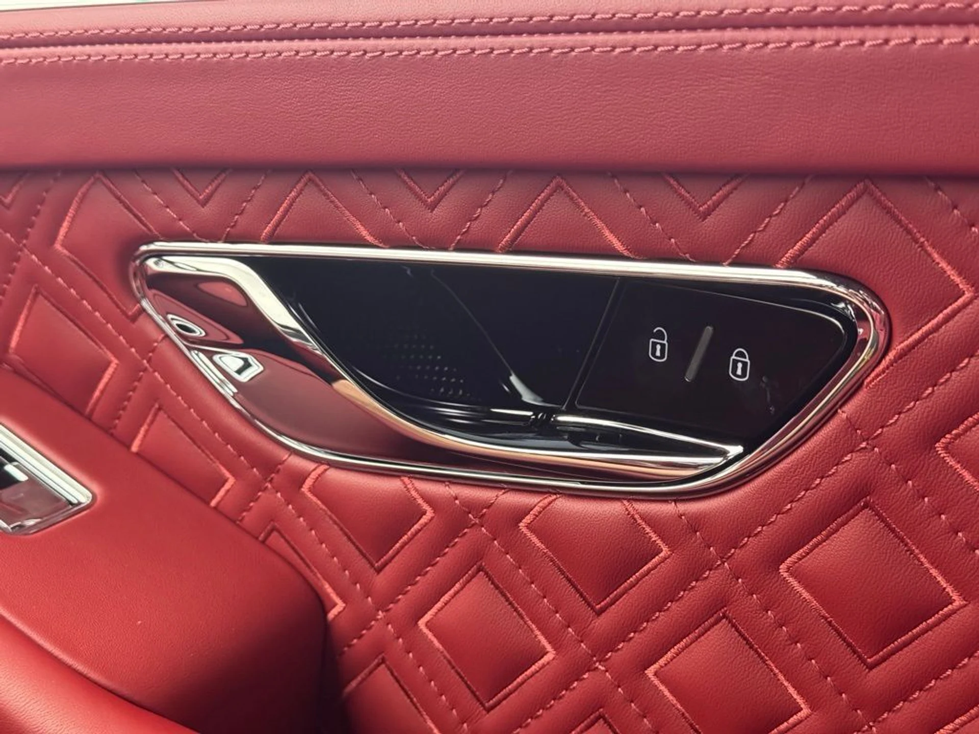 mph060_746164100_r68l1qqz7q4rbbx12bzghb2tgsup_fa7707d1f2