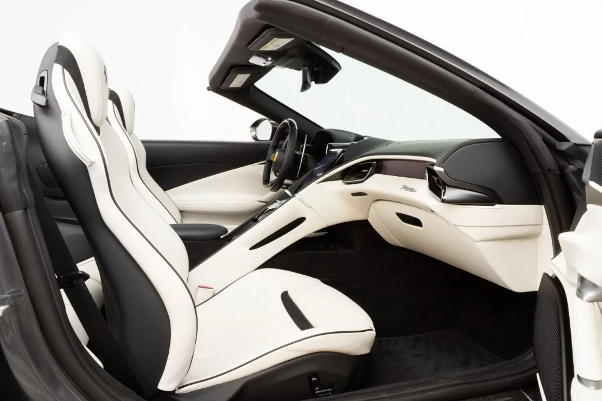 mph060_769155401_Used_2024_Ferrari_Roma_Spider_0145fc026d